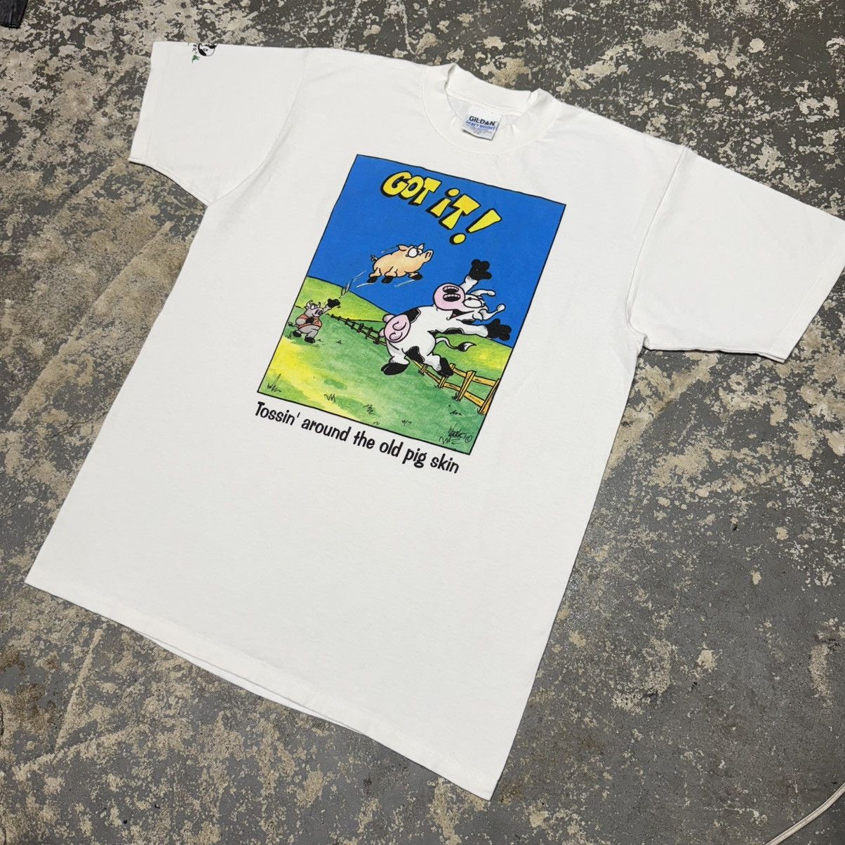 Vintage Vintage Tossin’ Around The Old Pig Skin Cow Funny Football T Size US L / EU 52-54 / 3 - 2 Thumbnail