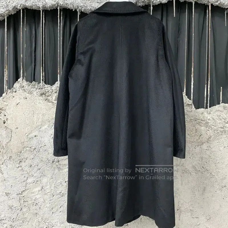 Max Mara MaxMara Classic Black Long Coat for Women . Size XL / US 12-14 / IT 48-50 - 2 Thumbnail