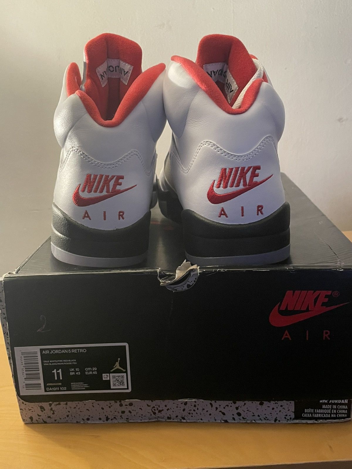 Jordan Brand Air jordan 5 size us 11 Size US 11 / EU 44 - 2 Thumbnail