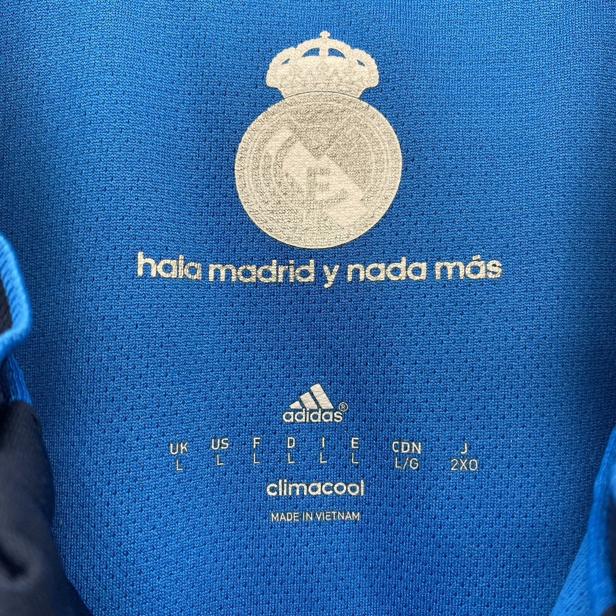 Adidas × Vintage Real Madrid 2015 2016 Third Soccer Football Jersey Nike Size US L / EU 52-54 / 3 - 5 Thumbnail