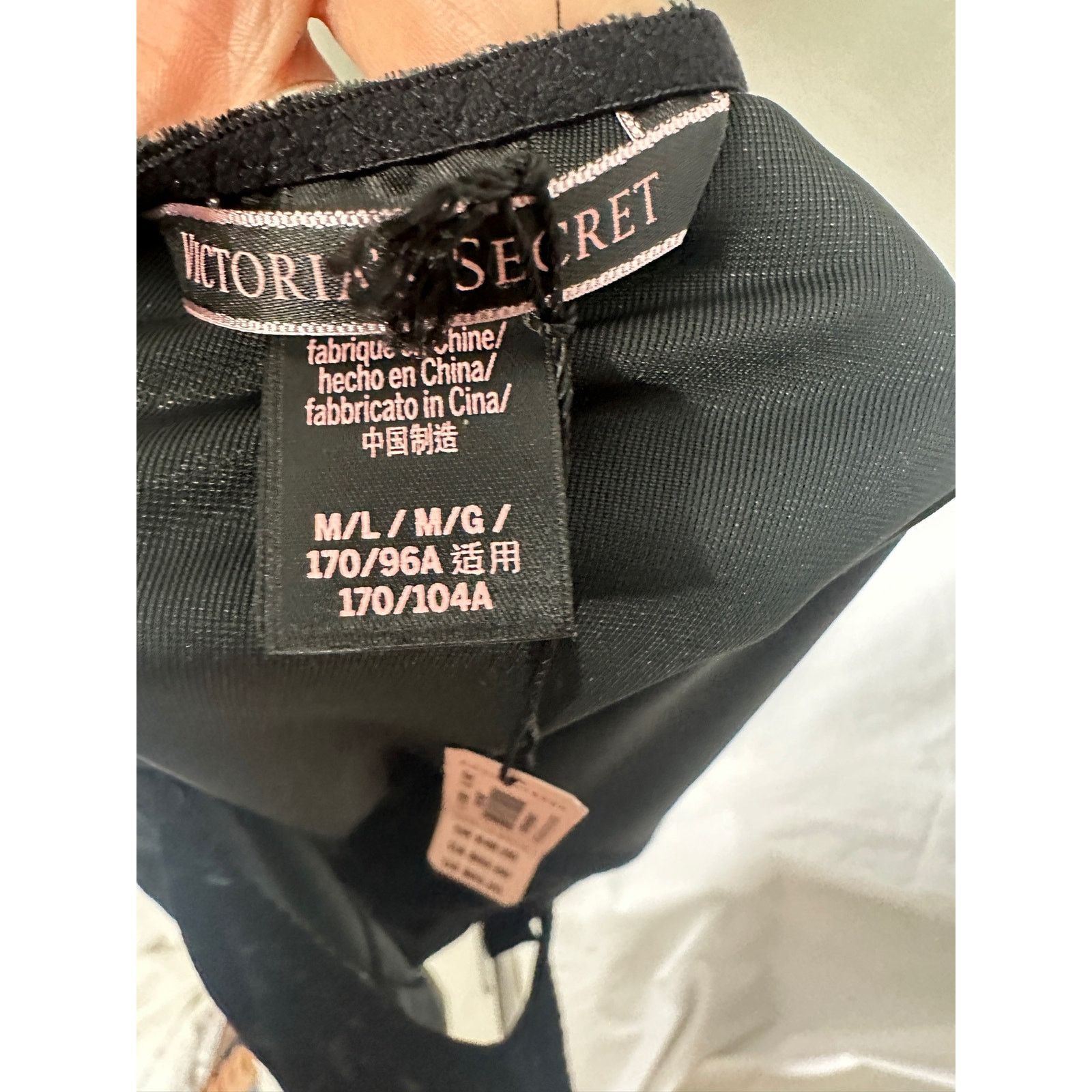 Victoria's Secret NWT Victoria's Secret Crushed Green Velvet Bodysuit M Size M / US 6-8 / IT 42-44 - 7 Thumbnail