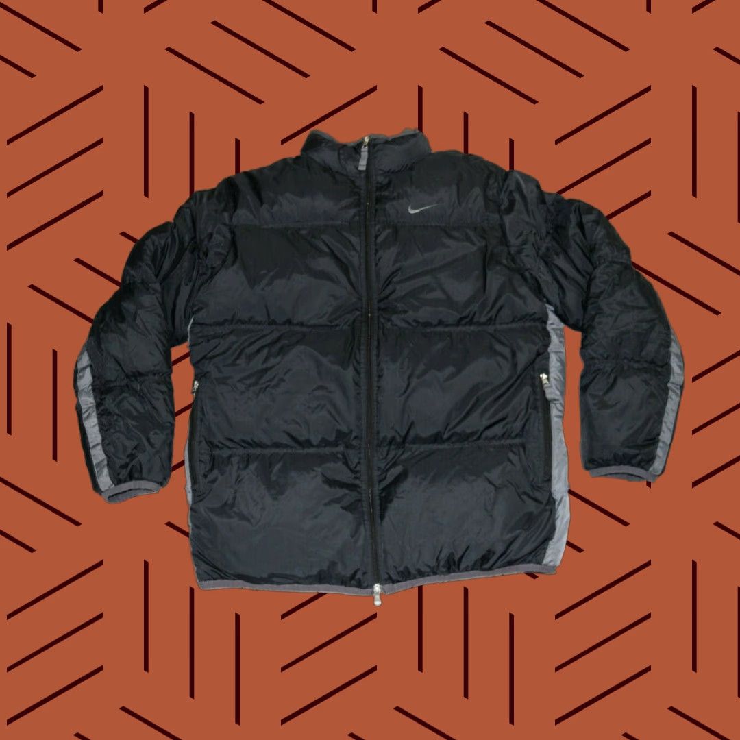 Nike VINTAGE Nike MENS BLACK DOWN PUFFER JACKET EMBROIDERED CENTER LOGO XL Jacket Size US XL / EU 56 / 4 - 1 Thumbnail