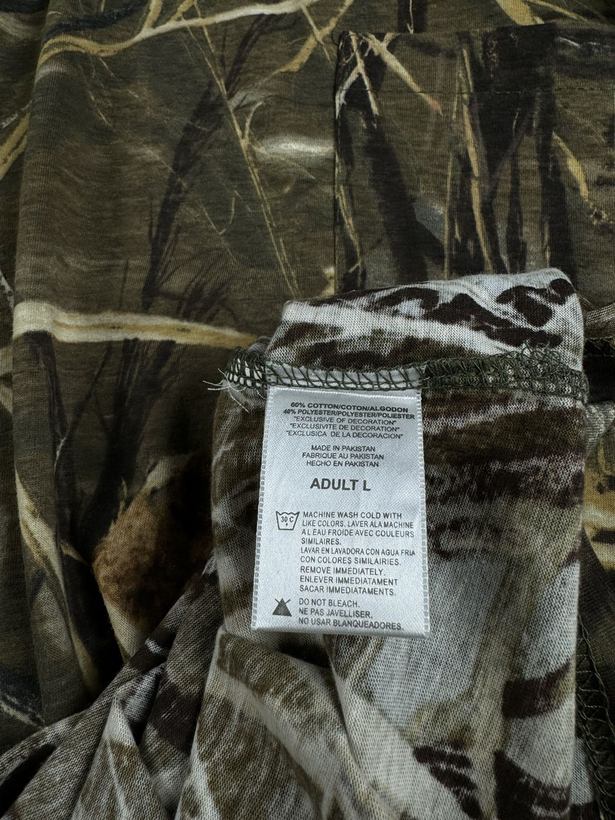 Realtree Vintage NEW Camo Realtree Thick Jungle Army Y2K T Shirt Tee Size US L / EU 52-54 / 3 - 11 Thumbnail
