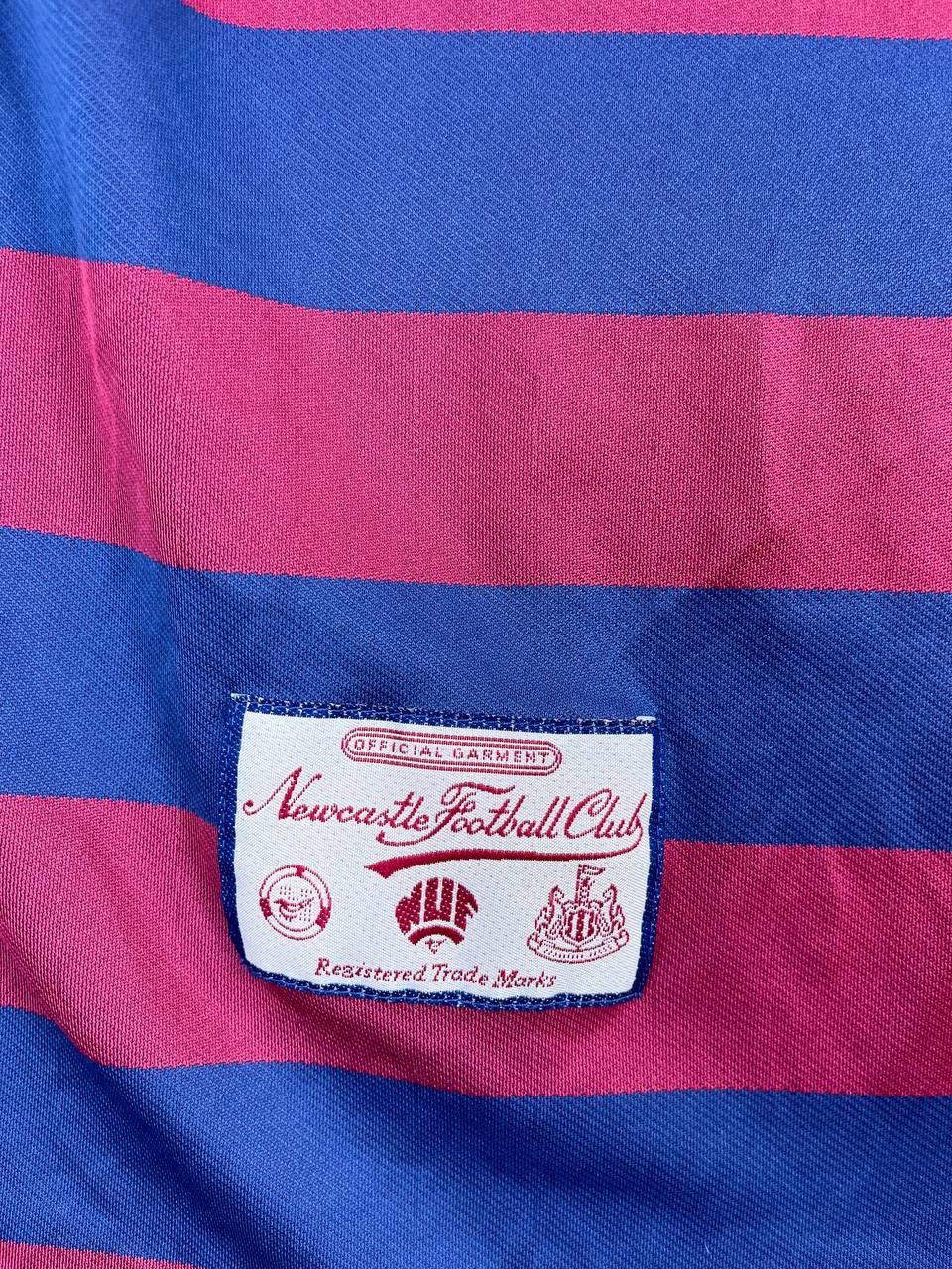 Other Newcastle United Official 1996 Retro Home Shirt Football M Size US M / EU 48-50 / 2 - 6 Thumbnail