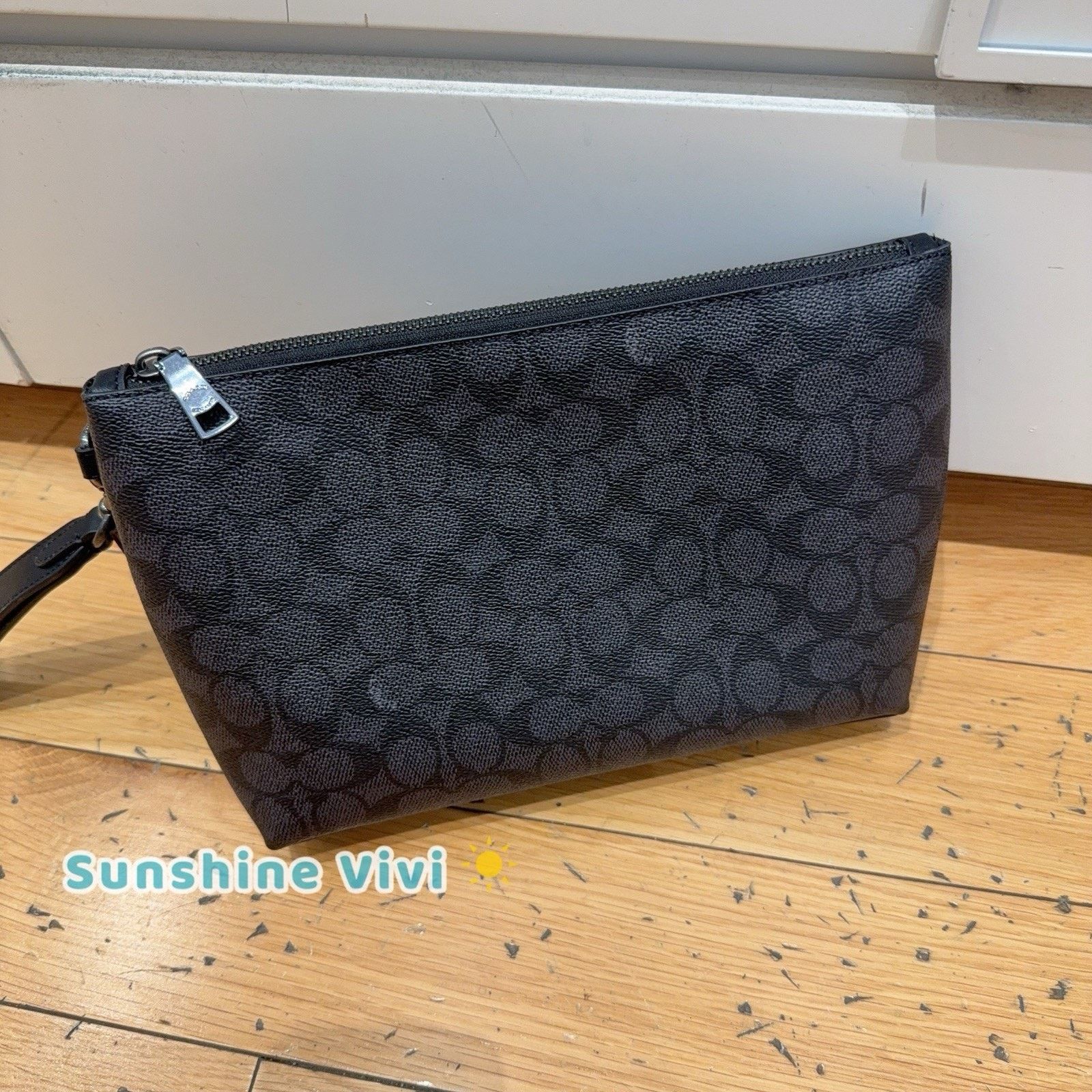 Coach NWT Coach Men's Pouch Signature Canvas CCF32 CHARCOAL/BLACK Size ONE SIZE - 8 Thumbnail