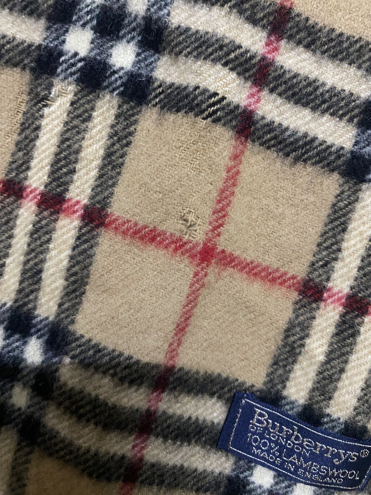 Burberry Burberry Nova Check Cashmere Scarf Beige Made in England Size ONE SIZE - 4 Thumbnail