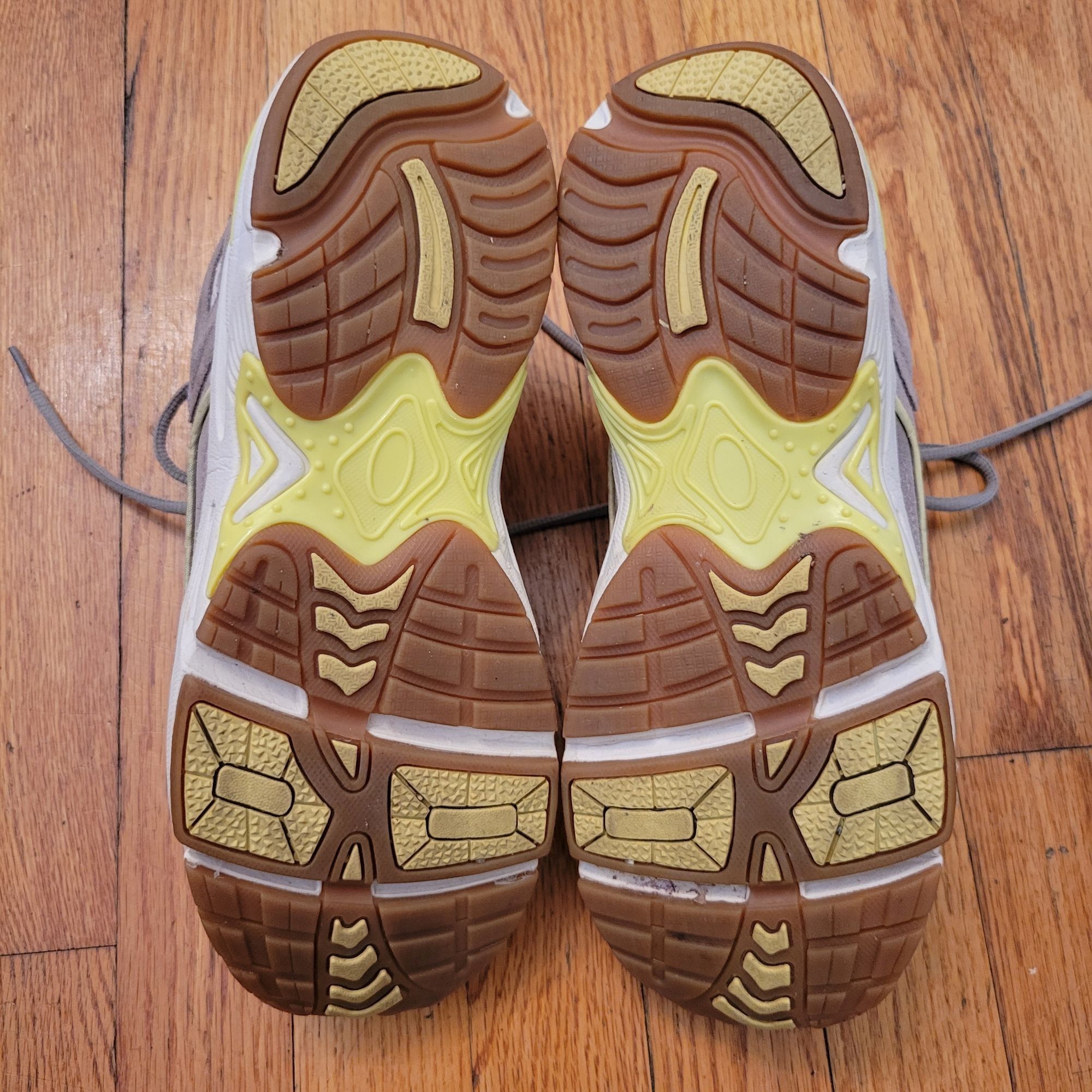 Vionic Vionic Athletic Shoes 9.5W Gray Brown Yellow Mesh Suede Snea Size US 9.5 / IT 39.5 - 7 Thumbnail