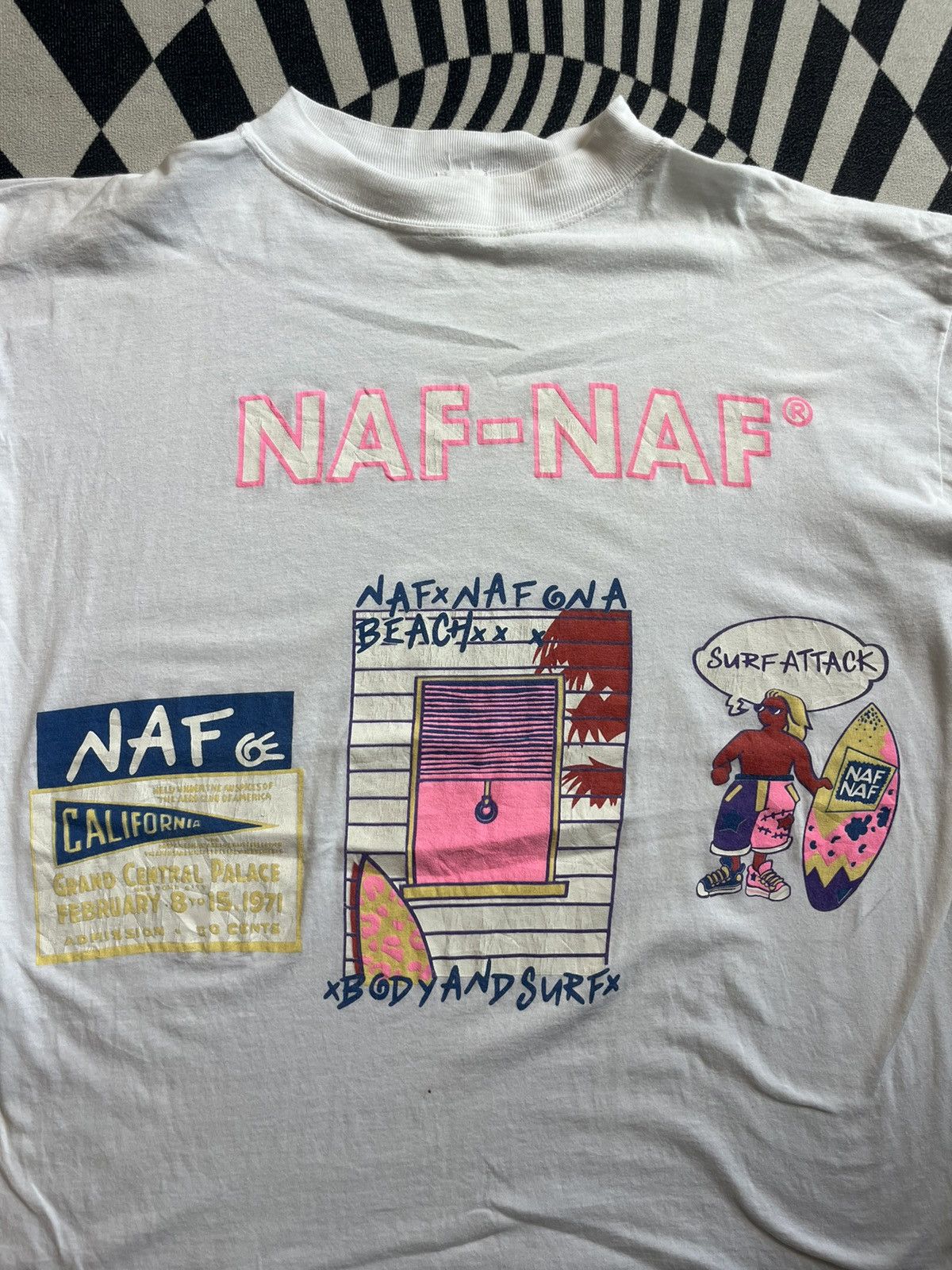 Arts & Science Vintage NAF-NAF Surf Attack Brand 90’s Tshirt Size US L / EU 52-54 / 3 - 5 Thumbnail