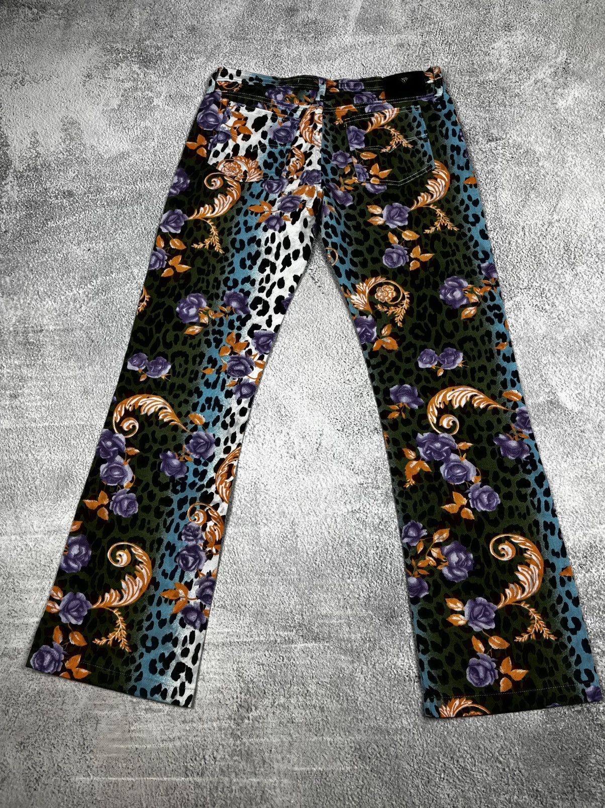 Versace Jeans Couture Gianni Versace Bold Multi-Color Leopard with Floral Print Size 28" / US 6 / IT 42 - 11 Thumbnail