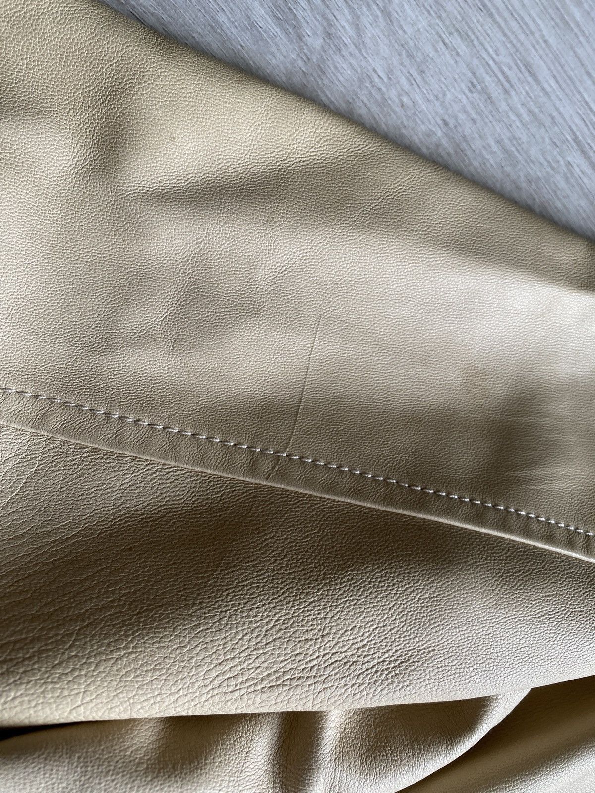 Dolce & Gabbana Dolce & Gabbana Beige Leather Bomber Jacket Size M / US 6-8 / IT 42-44 - 7 Thumbnail