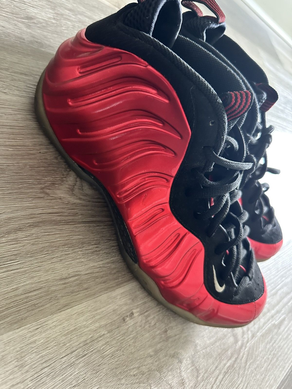 Nike Nike Air Foamposite One ( Metallic Red ) Size US 11 / EU 44 - 3 Thumbnail