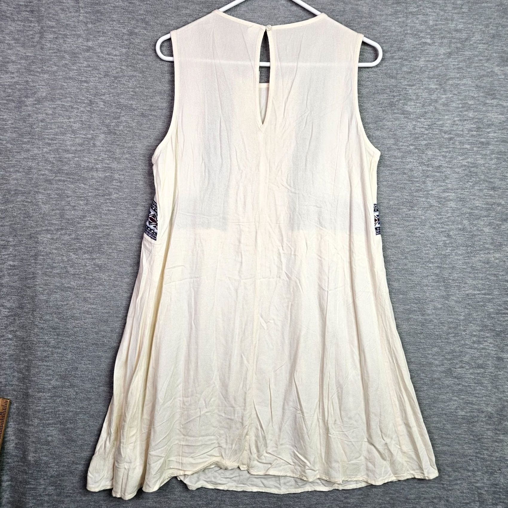 Old Navy Old Navy Women Dress Sleeveless Boho A-Line Multicolor Embroidered Lightweight Above Knee M New Size M / US 6-8 / IT 42-44 - 2 Thumbnail
