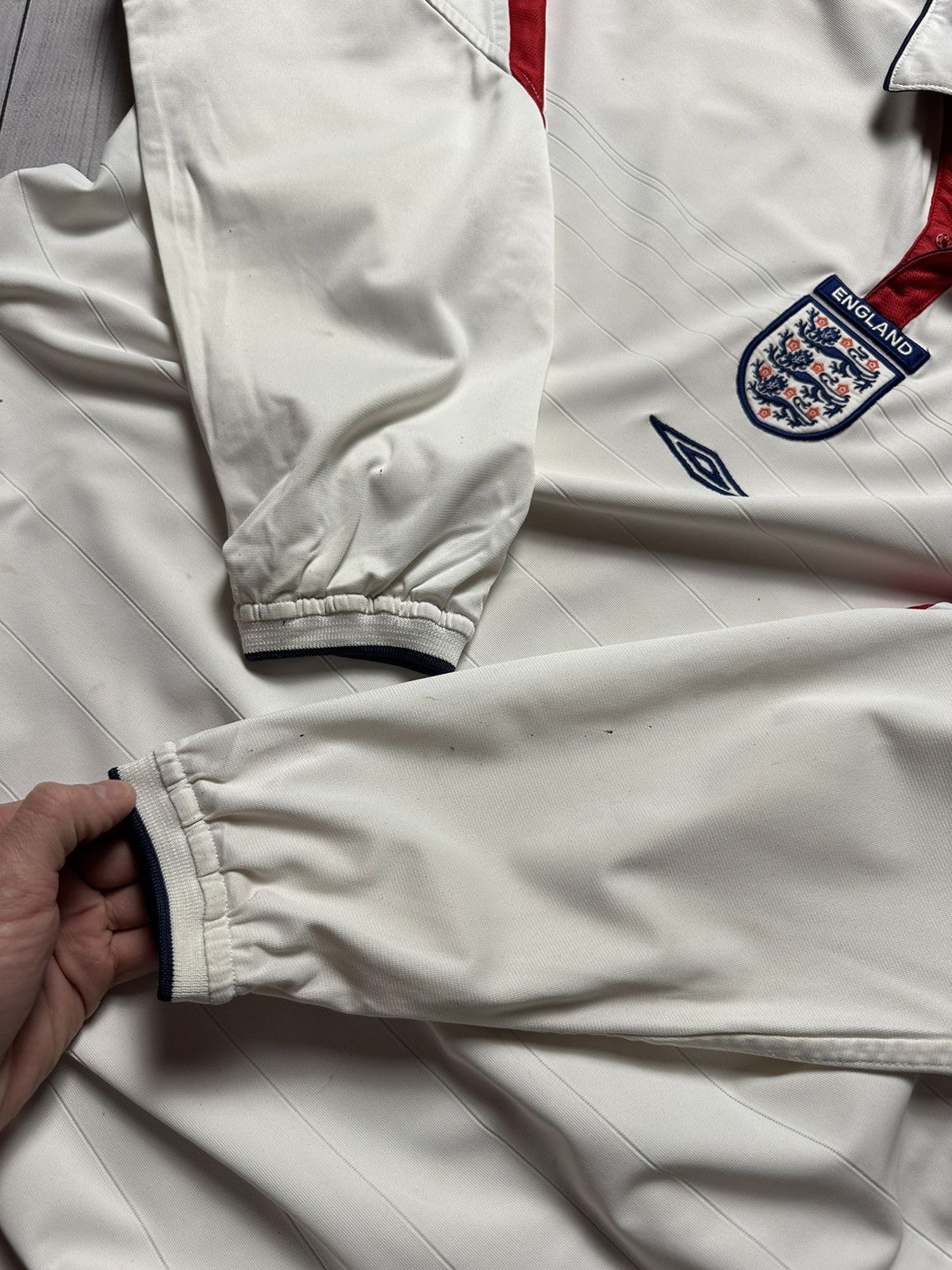 Umbro × Vintage Vintage England Umbro soccer jersey long sleeve size XXL Size US XXL / EU 58 / 5 - 18 Thumbnail