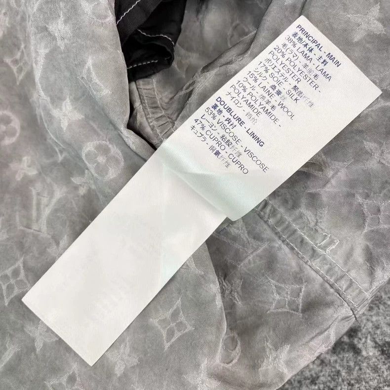 Louis Vuitton Louis Vuitton Alpaca/polyester grey presbyopic full print Size 4XL / US 24-26 - 6 Thumbnail