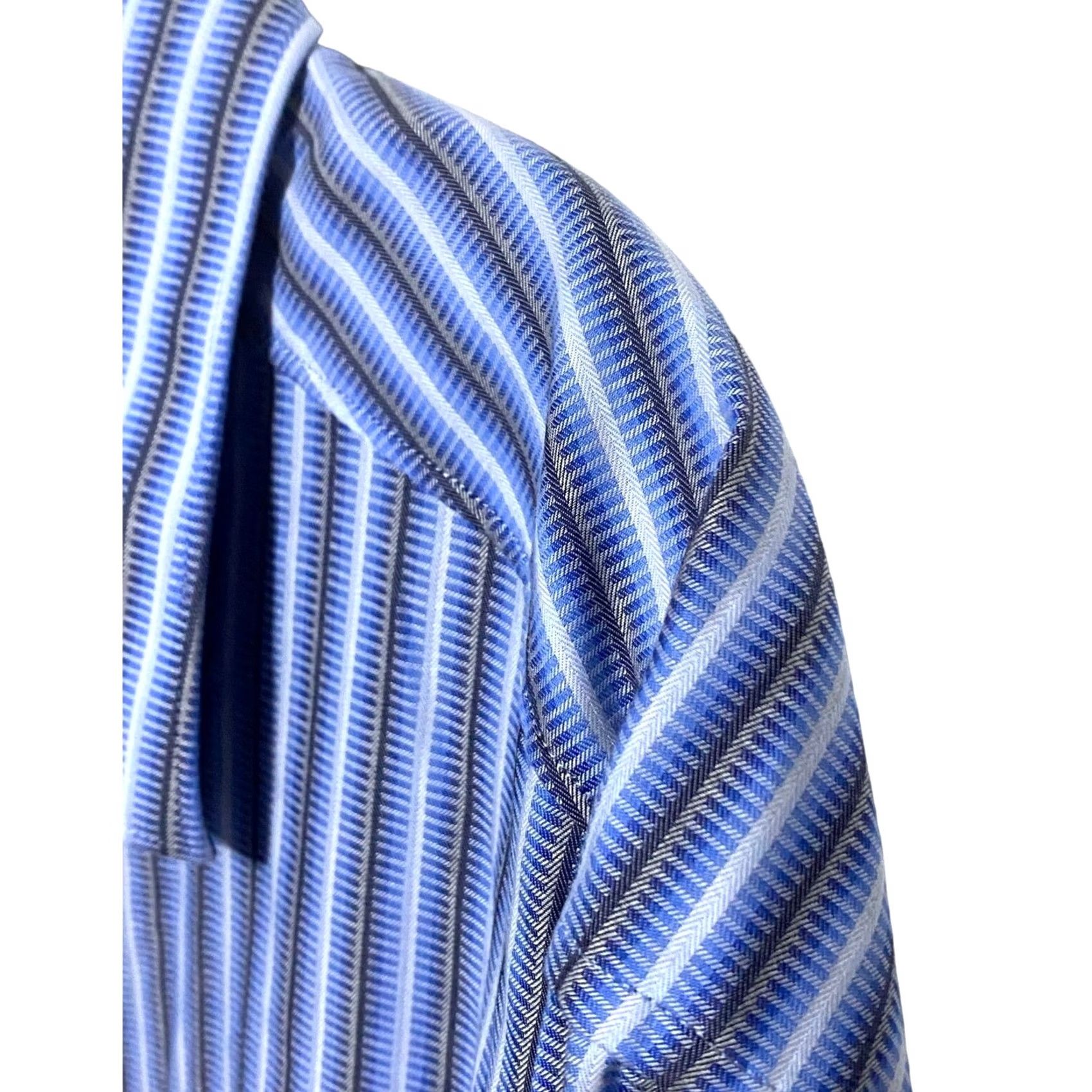Robert Graham VINTAGE Robert Graham Classic Fit Blue Striped Button Shirt Mens 3XL Flip Cuff Luxury Size US XXL / EU 58 / 5 - 2 Thumbnail