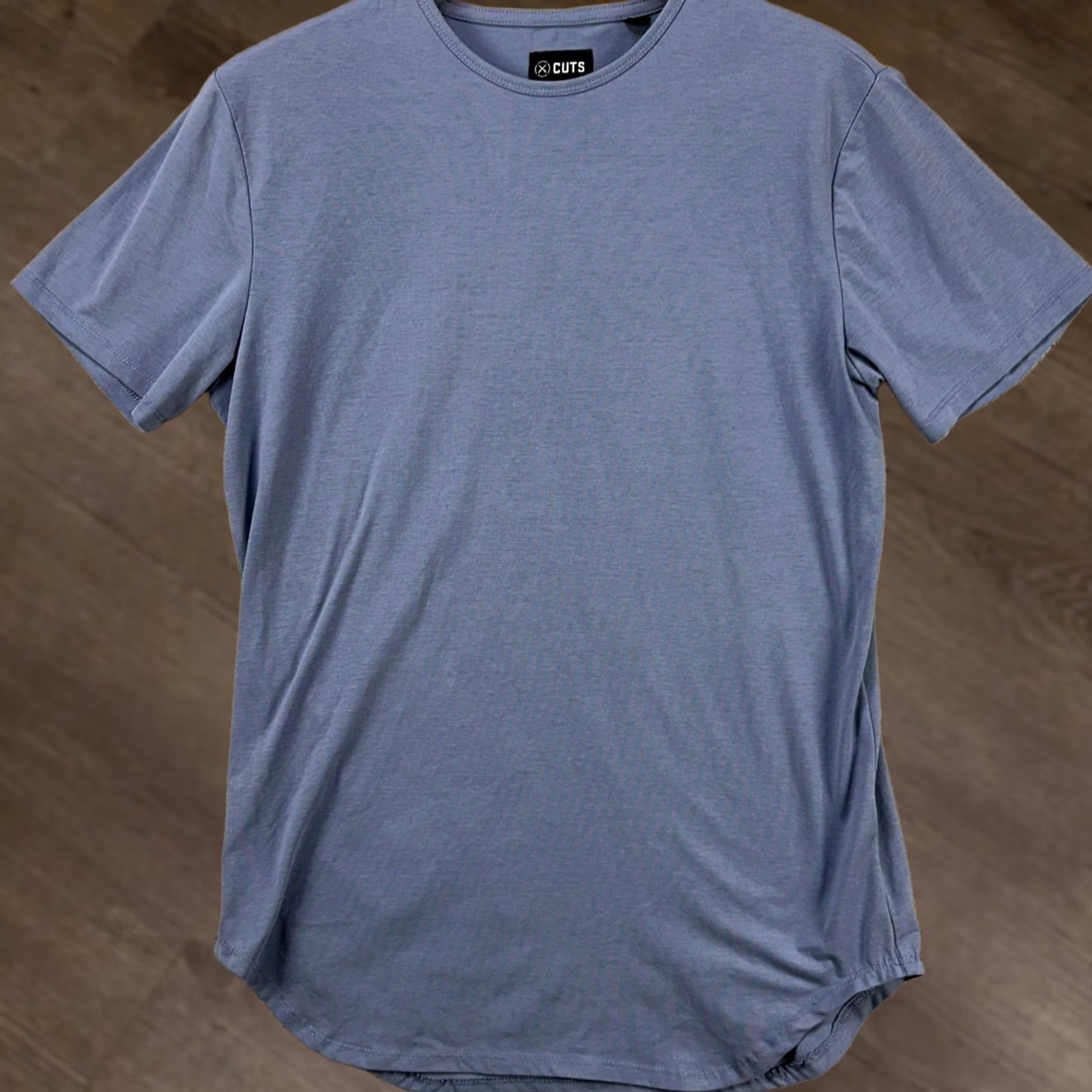 Cuts Cuts T-Shirt Crewneck Tee Mens Medium Light Blue Short Sleeve Casual Breathable Stretch Regular Necklace? Size US M / EU 48-50 / 2 - 1 Thumbnail