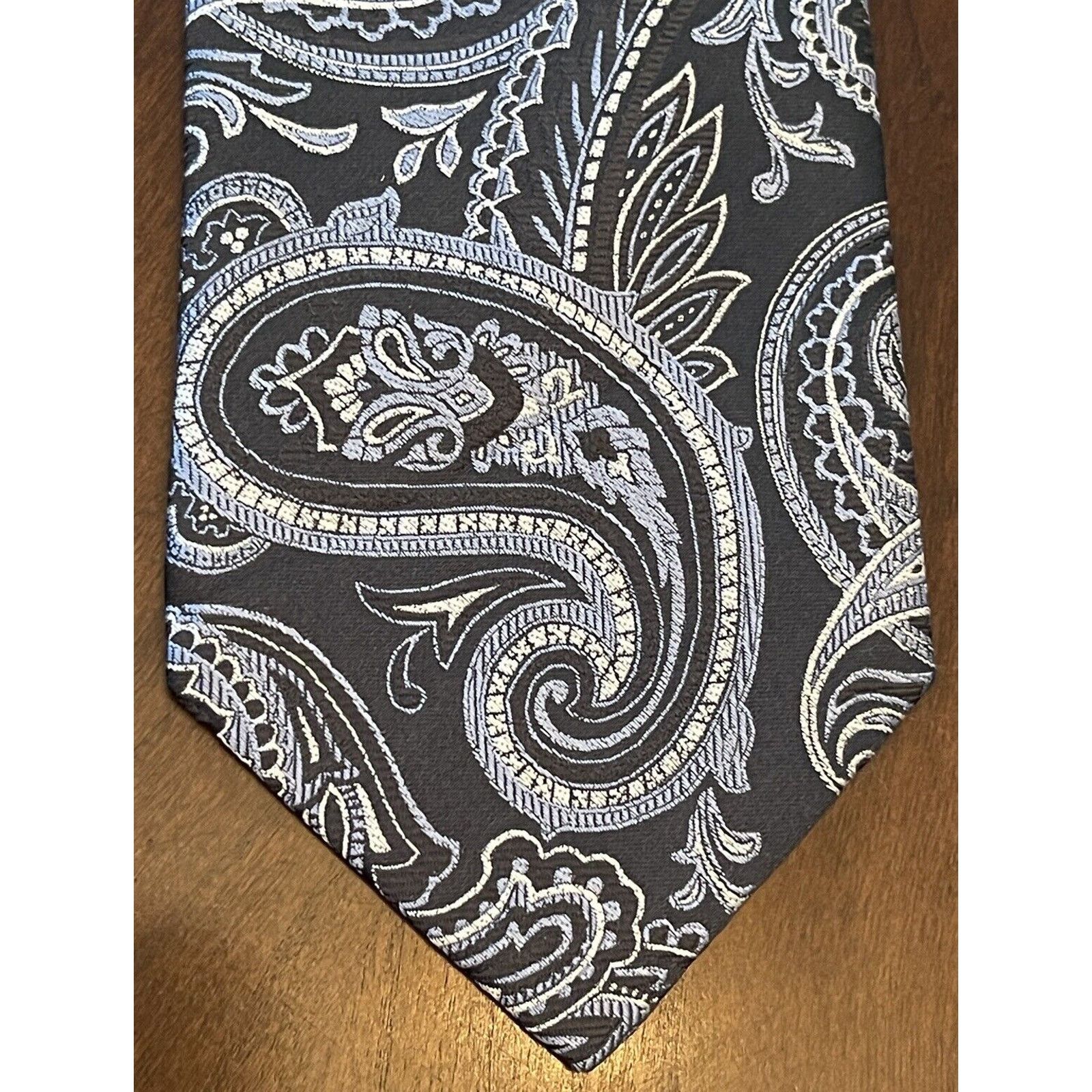 Croft & Barrow Croft & Barrow Black Blue Hand Made 100% Silk Made In China Size ONE SIZE - 1 Thumbnail