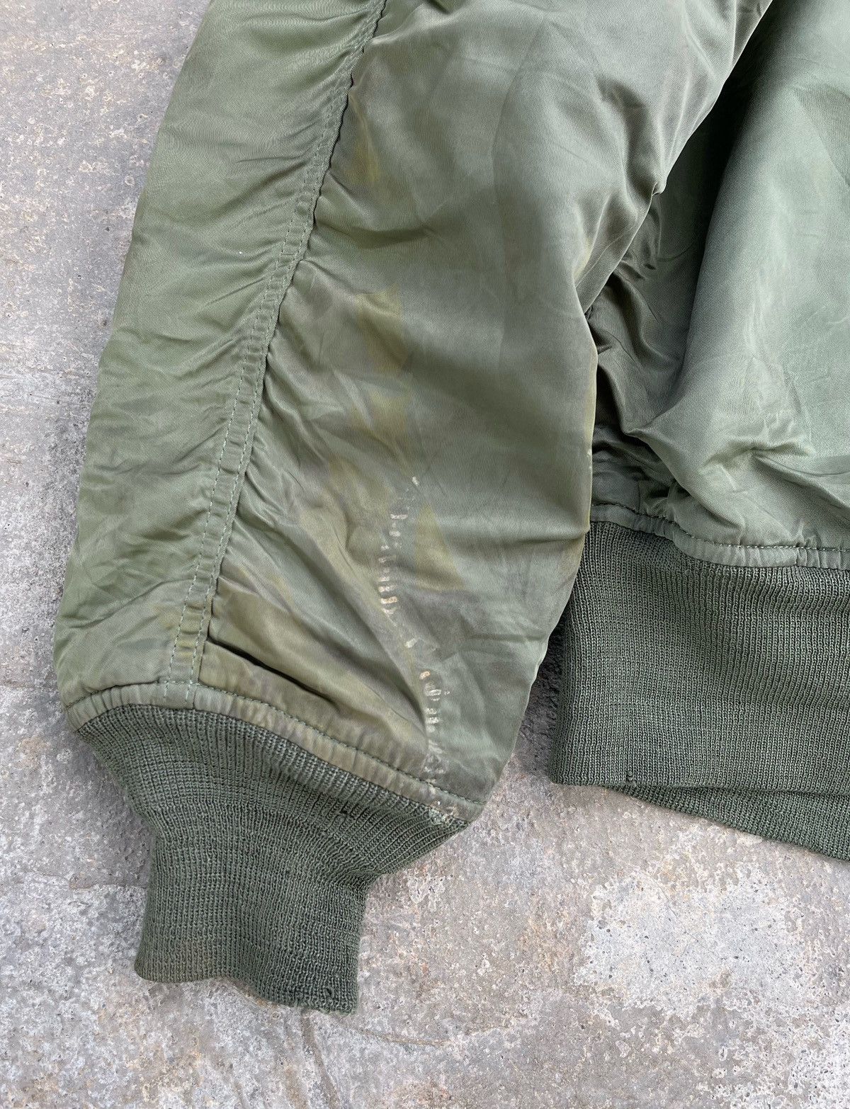 Alpha Industries 🔥Vintage Alpha Industries Ma-1 Flight Bomber Jacket Size US M / EU 48-50 / 2 - 14 Thumbnail