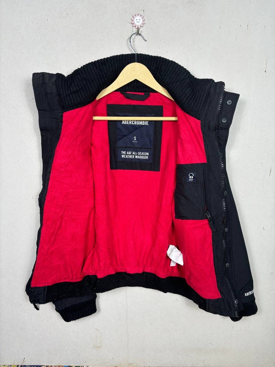 Abercrombie & Fitch Abercrombie & Fitch All Season Weather Warrior Jacket Black Size US S / EU 44-46 / 1 - 5 Thumbnail