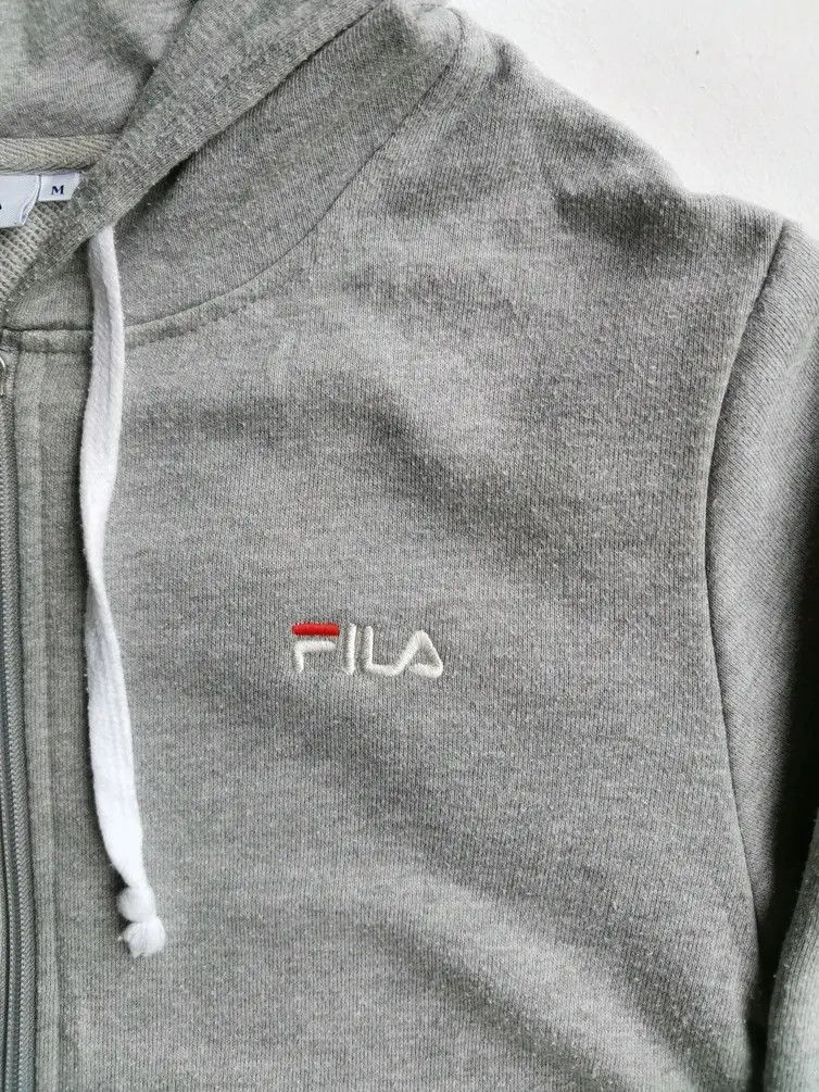Fila Rare!!! Fila Embroidered Logo Hoodie Sweaters Size US M / EU 48-50 / 2 - 6 Thumbnail