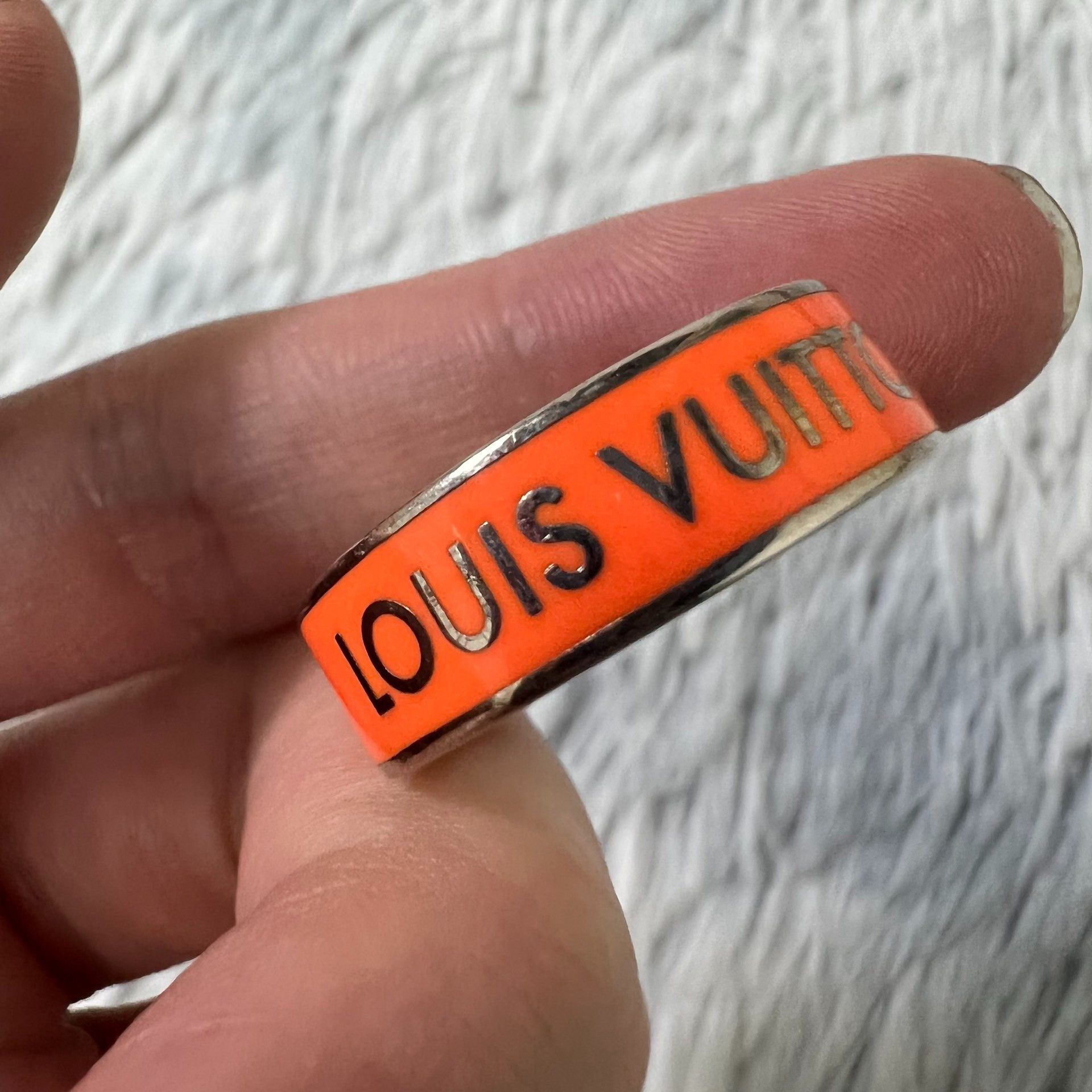 Louis Vuitton Louis Vuitton Letter Enamel Ring Size ONE SIZE - 3 Thumbnail