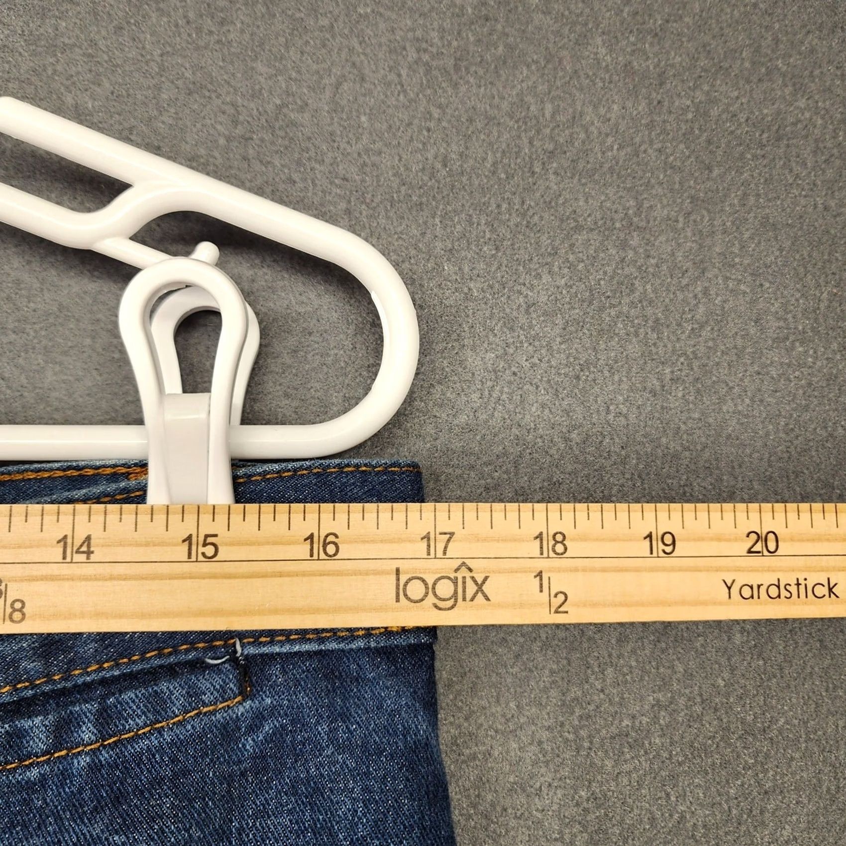 Fruit Of The Loom VINTAGE Fruit of the Loom Jeans 34x29 Blue Denim 80s Tagged Mens 36 Womens 15 Straight Jeans Mens Womens Blue Denim Size 24" / US 00 / IT 34 - 4 Thumbnail