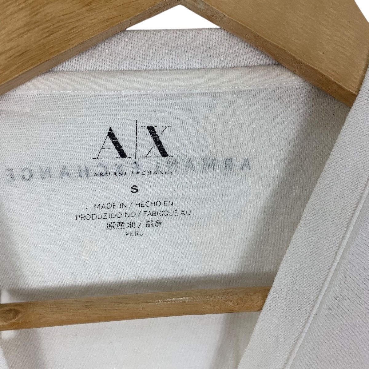 Armani Exchange ARMANI EXCHANGE GIORGIO Distress Logo Design Tee Shirt Top Size S / US 4 / IT 40 - 8 Thumbnail
