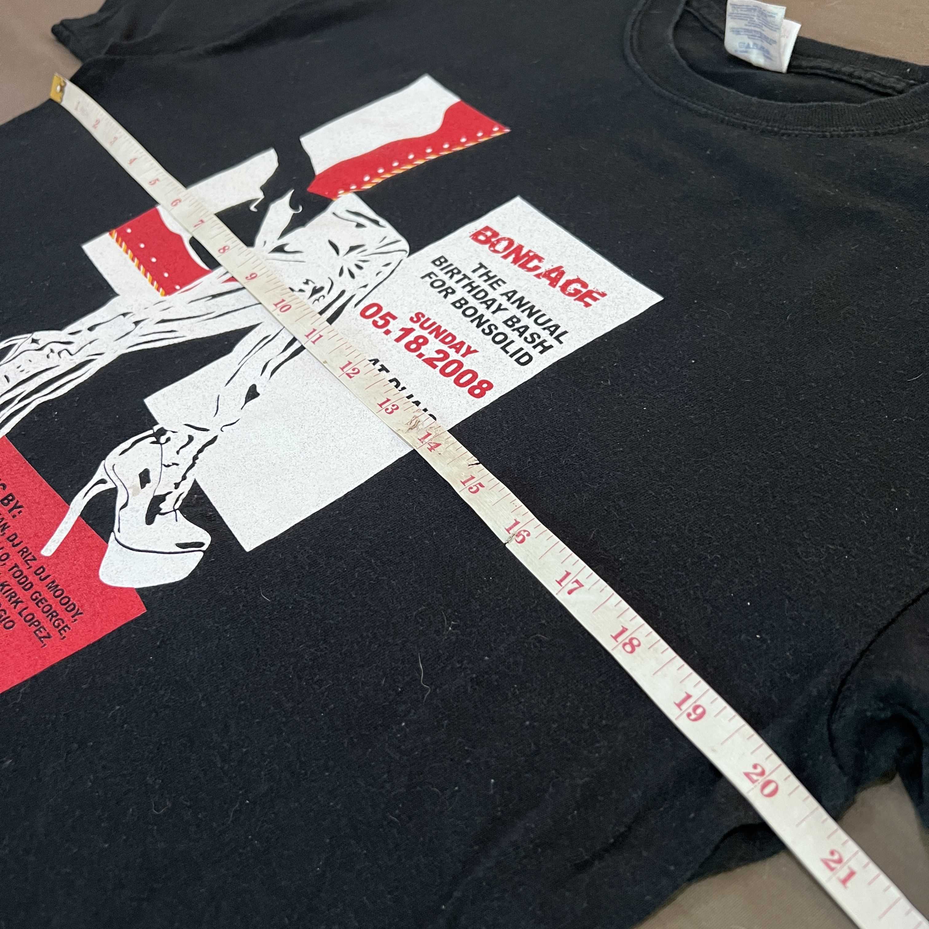 Vintage Vintage Y2K Bondage BDSM Promo graphic streetwear tee Size US M / EU 48-50 / 2 - 6 Thumbnail