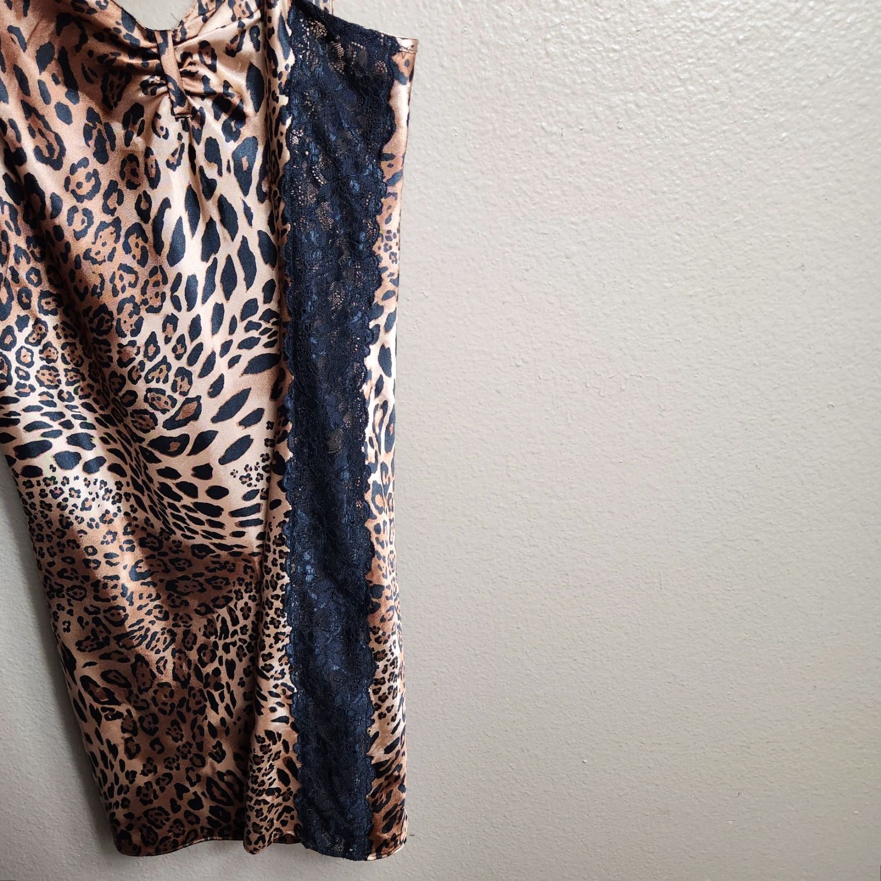 Vintage Morgan Taylor Intimates Womens Satin Leopard Print Slip Dress M-Size Size M / US 6-8 / IT 42-44 - 3 Thumbnail