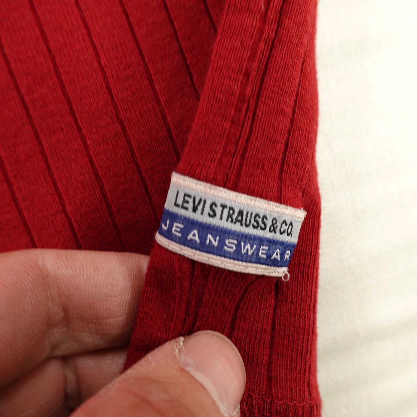 Levi's VINTAGE Levi's Sweater Mens M Lux Knit Henley Thermal Red 90s USA Mens Size US M / EU 48-50 / 2 - 5 Thumbnail