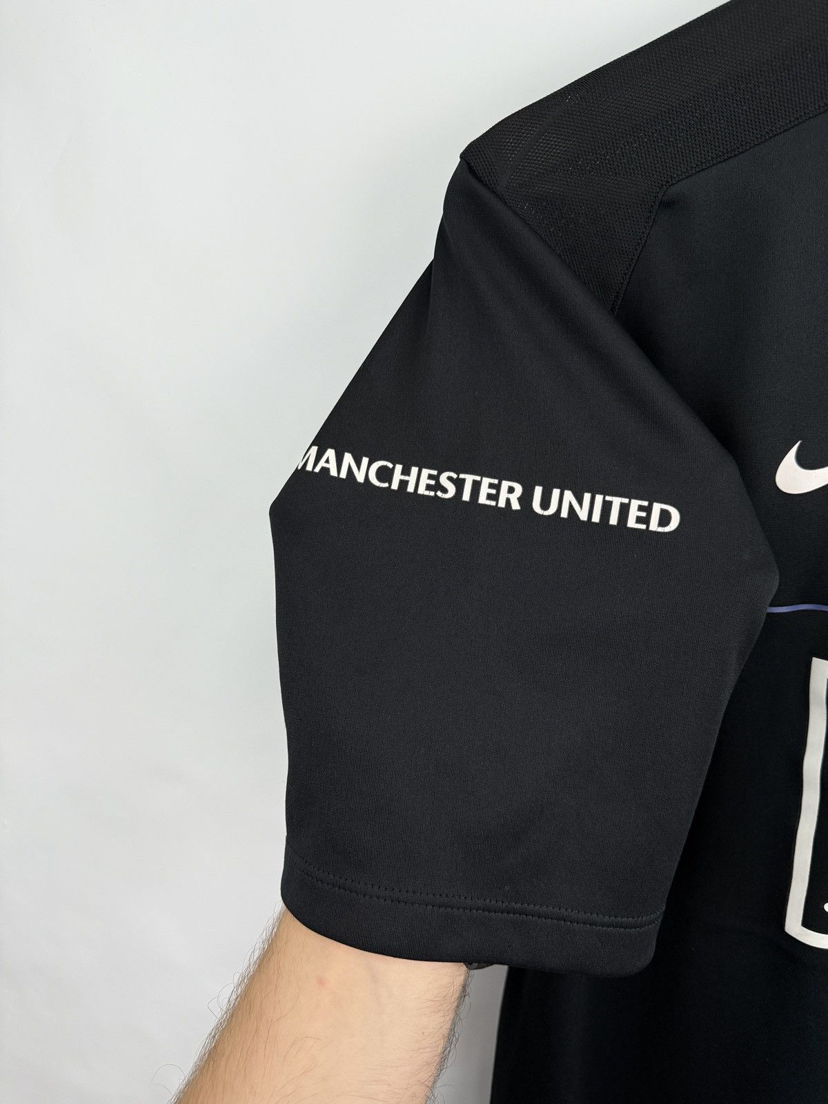 Nike 🏴󠁧󠁢󠁥󠁮󠁧󠁿Y2K Manchester United Nike 2008 Soccer Jersey Tee Blokecore Size US M / EU 48-50 / 2 - 9 Thumbnail