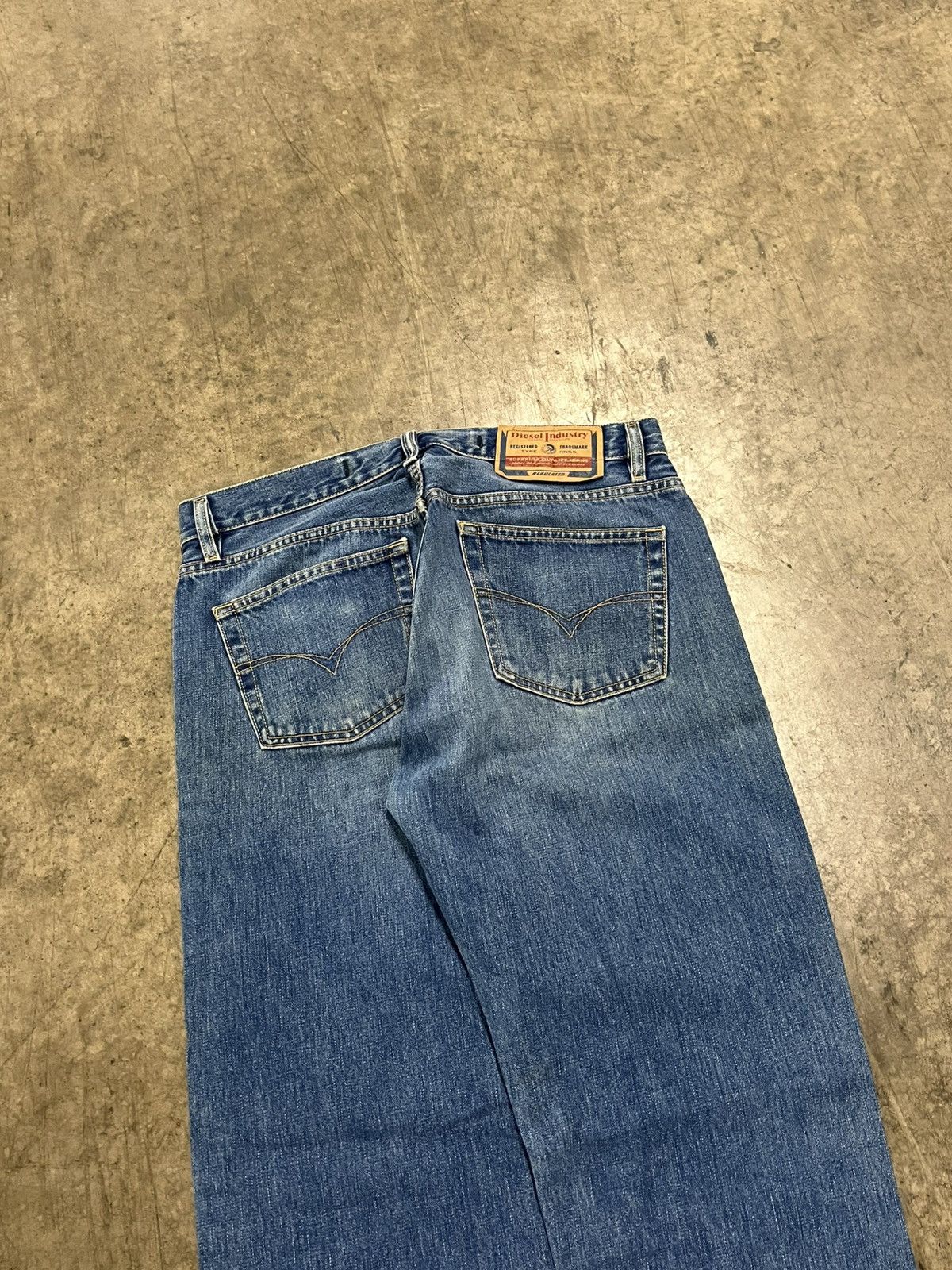 Diesel × Vintage Diesel vintage baggy fit denim skater hype rare streetwear Size US 34 / EU 50 - 6 Thumbnail