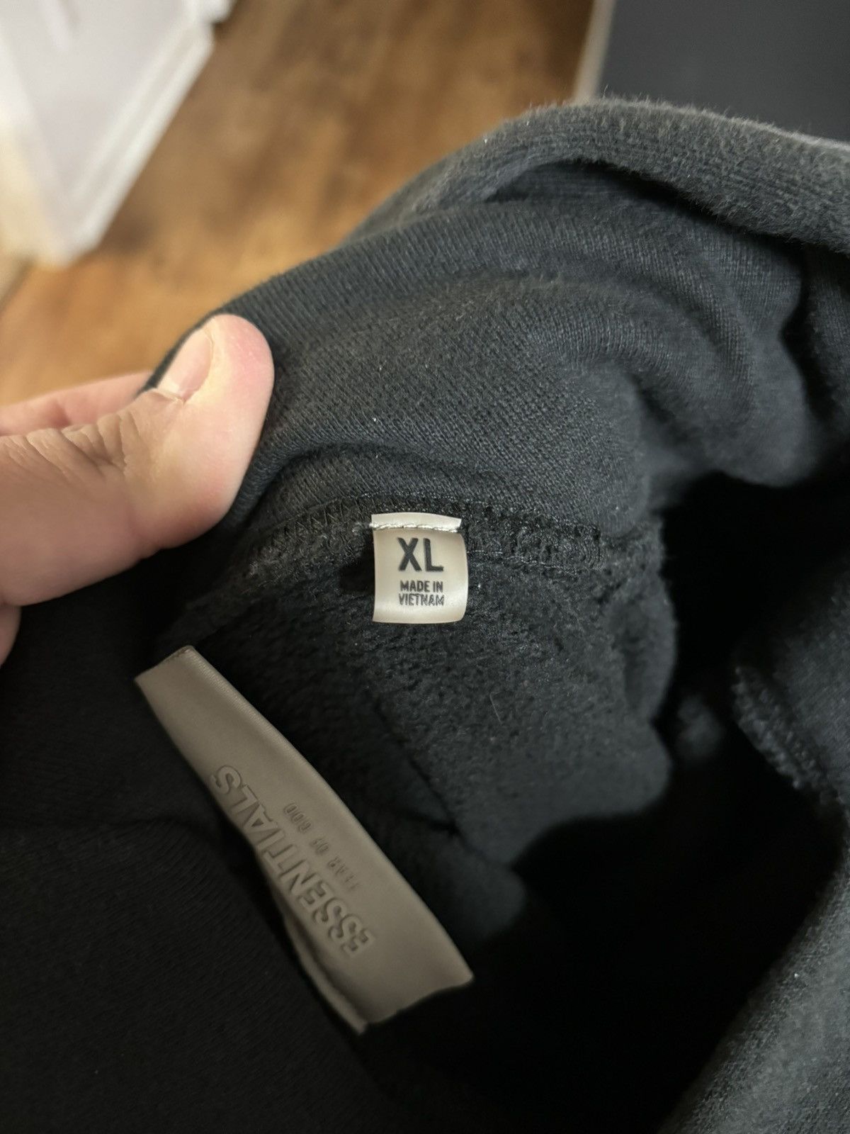 Essentials Fear of God Essentials FW23 Jet Black Hoodie Size US XL / EU 56 / 4 - 6 Thumbnail