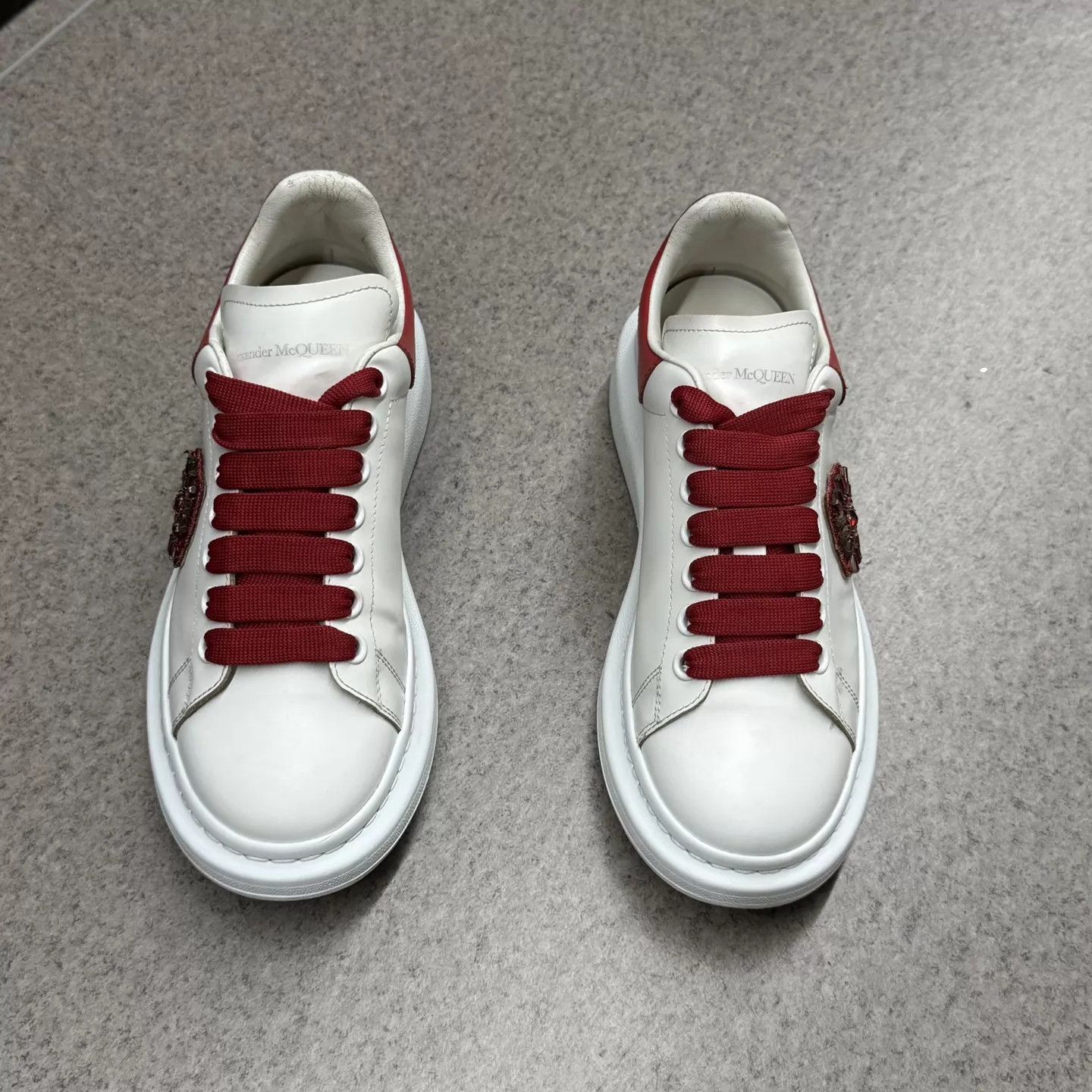 Alexander McQueen McQ White Red Crystal VIP 40 Light Use Excellent Size US 7 / EU 40 - 5 Thumbnail