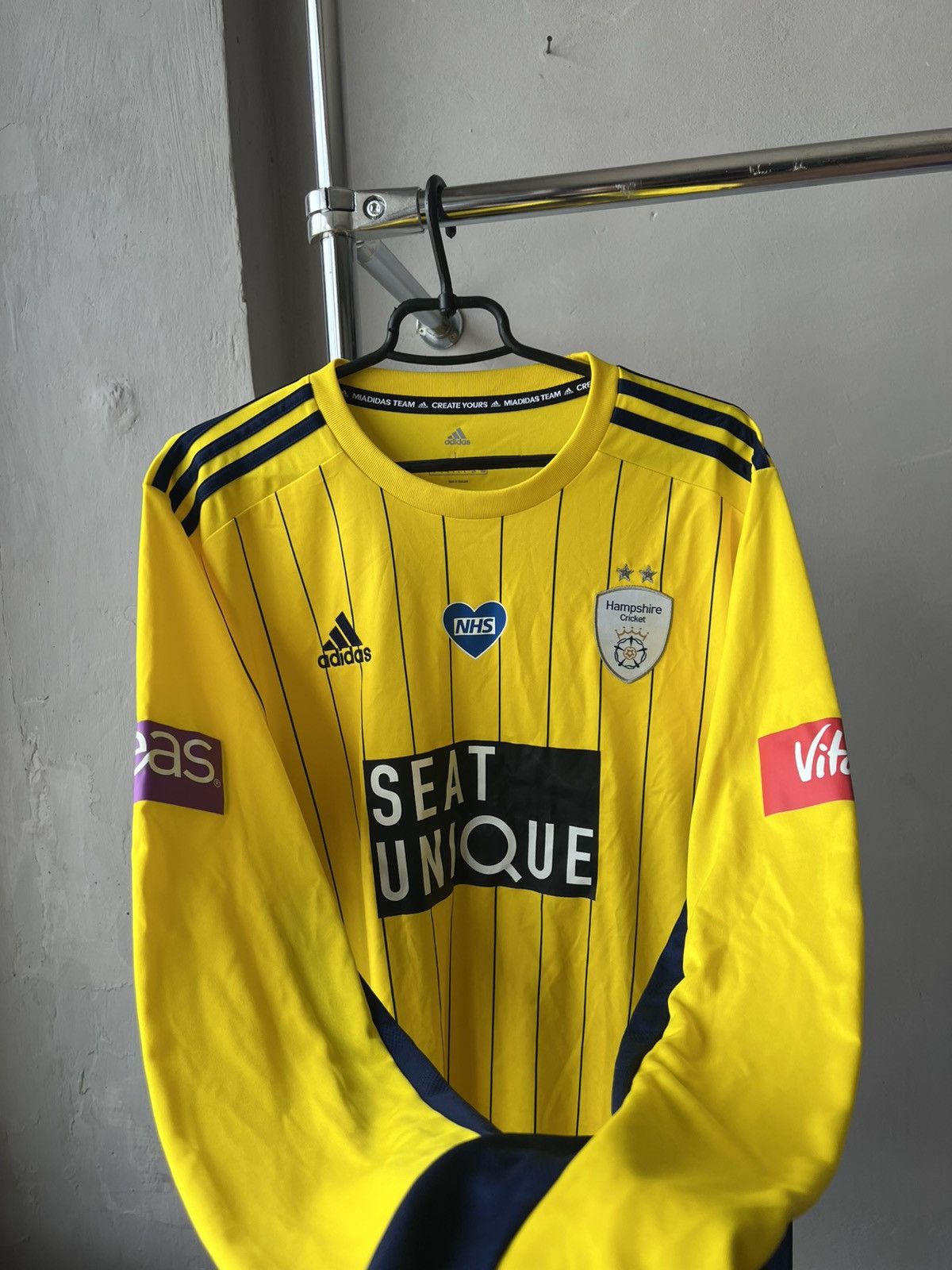 Adidas 2020 HAMPSHIRE CRICKET T20 VITALITY BLAST GAME JERSEY SHIRT Size US L / EU 52-54 / 3 - 15 Thumbnail
