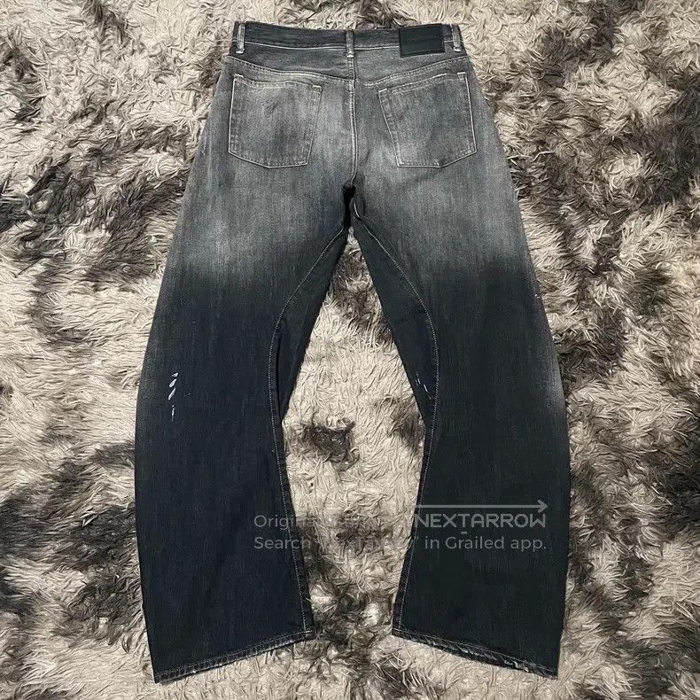 Acne Studios Acne Studios Black ink-splattered curved knife jeans Size US 32 / EU 48 - 2 Thumbnail