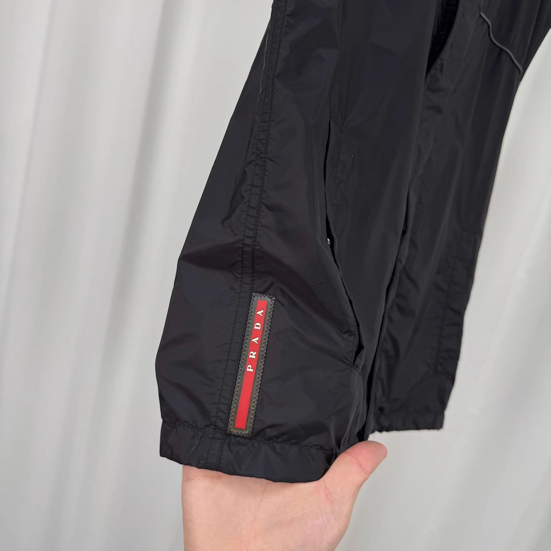 Prada Prada Red Label Nylon Vest 48 98 New Size US M / EU 48-50 / 2 - 4 Thumbnail