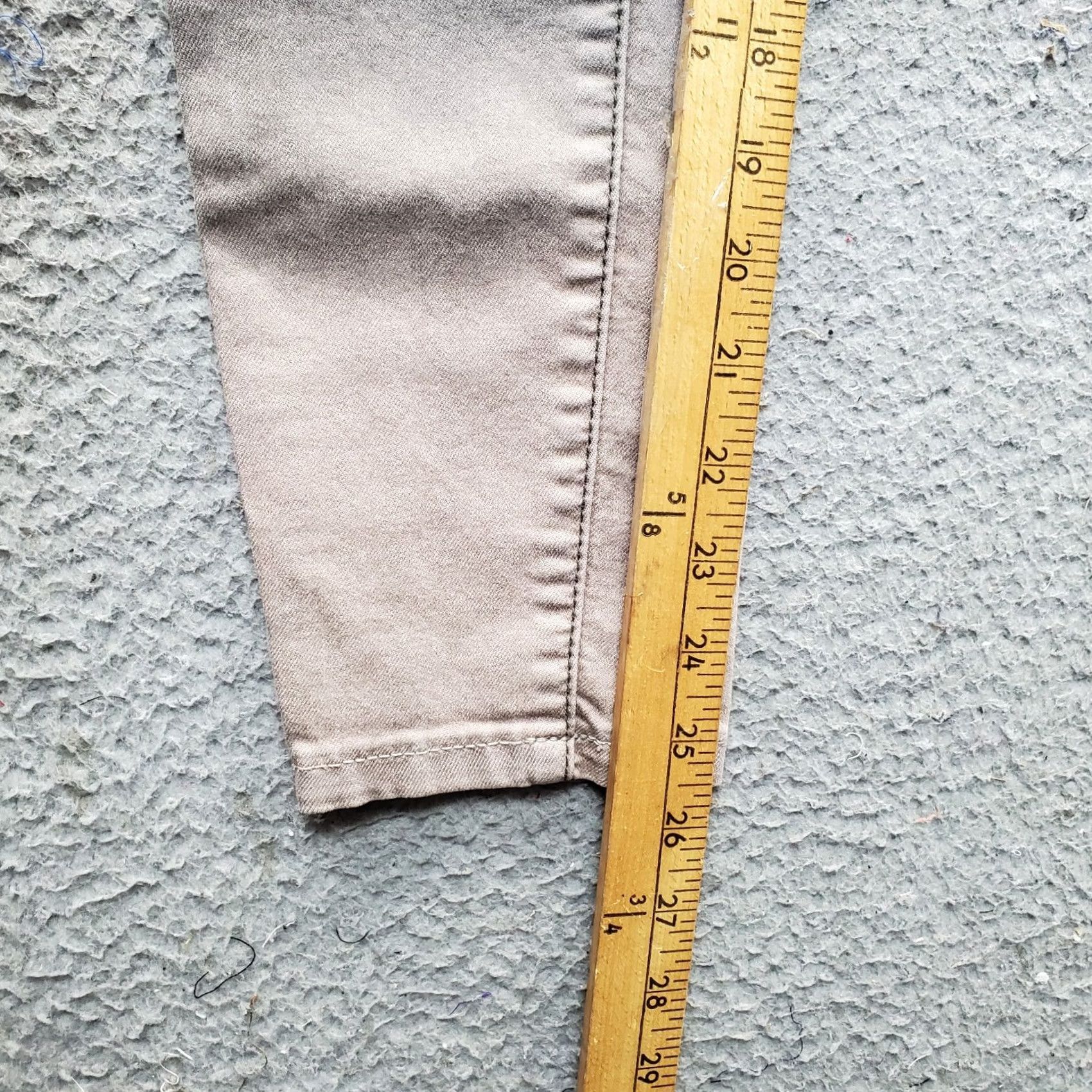 Free People Free People Skinny Jeans Women 5-Pocket Denim Multicolor 25" Inseam 25.5" zipper? Button? Size 25 - NY Size 42" / US 20 - 4 Thumbnail