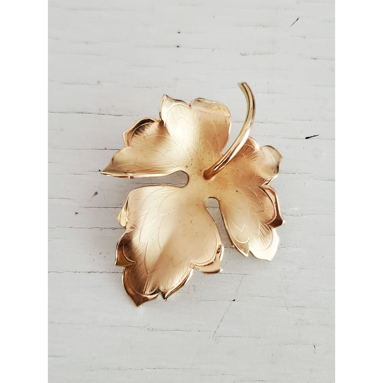Other Vintage Giovanni Gold-tone Maple Leaf Brooch Size ONE SIZE - 3 Thumbnail