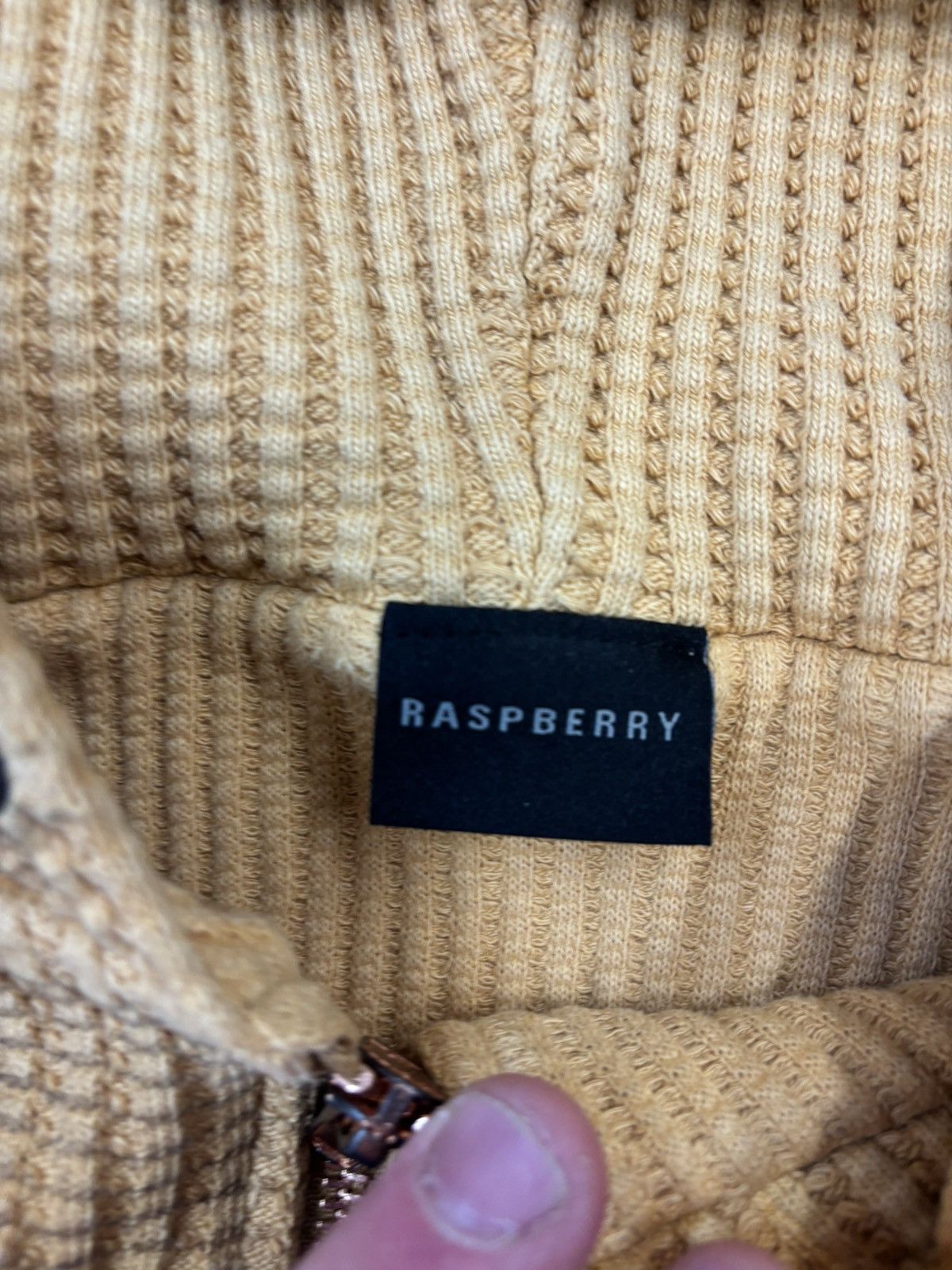 The GV Gallery The Gv gallery Raspberry hills waffle thermal zip Size US M / EU 48-50 / 2 - 3 Thumbnail