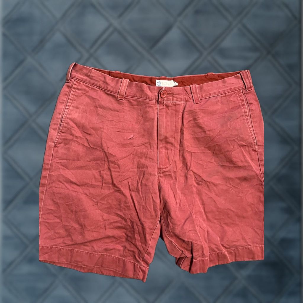 J.Crew J.CREW Chino Shorts Mens 36 Cotton Red Salmon Short Distressed Casual Travel Zip Pocket 10in Inseam Men Regular Size 36 Size US 36 / EU 52 - 1 Thumbnail