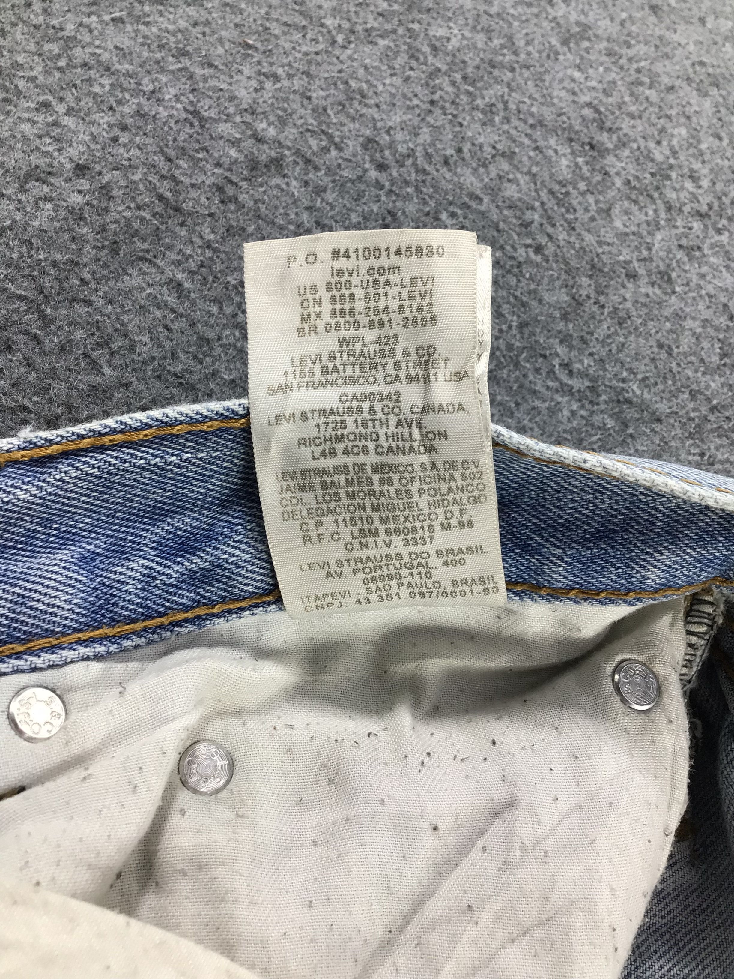 Levi's Vintage Levis Jeans Lot 560-J850 Size US 37 - 11 Thumbnail