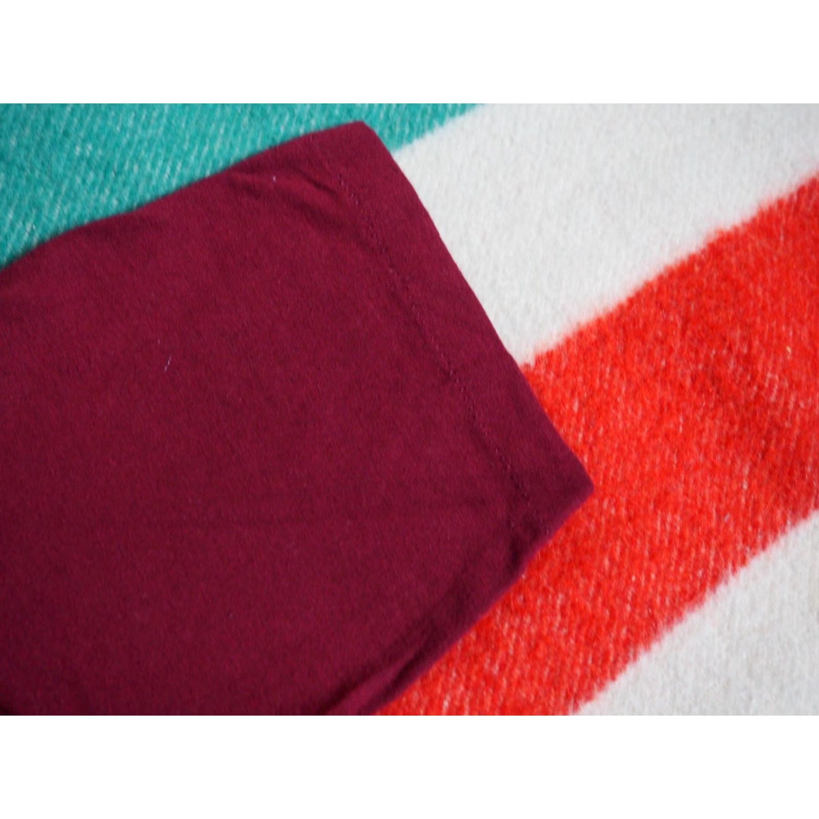 Jerzees VINTAGE Jerzees Russell Burgundy Red LAKESIDE USA Tee T-Shirt S Unisex Red 1980s Graphic Tee KS? Size US S / EU 44-46 / 1 - 4 Thumbnail