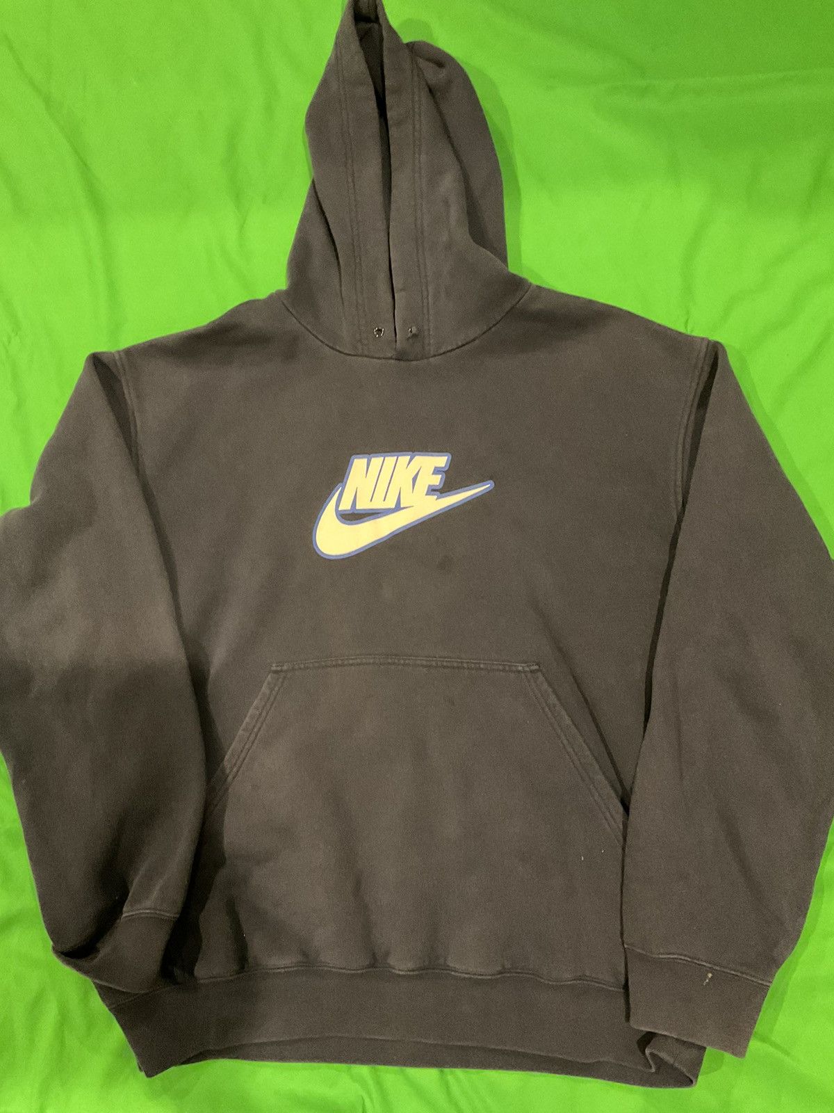 Nike × Vintage Vintage Nike logo hoodie Size US XL / EU 56 / 4 - 1 Thumbnail
