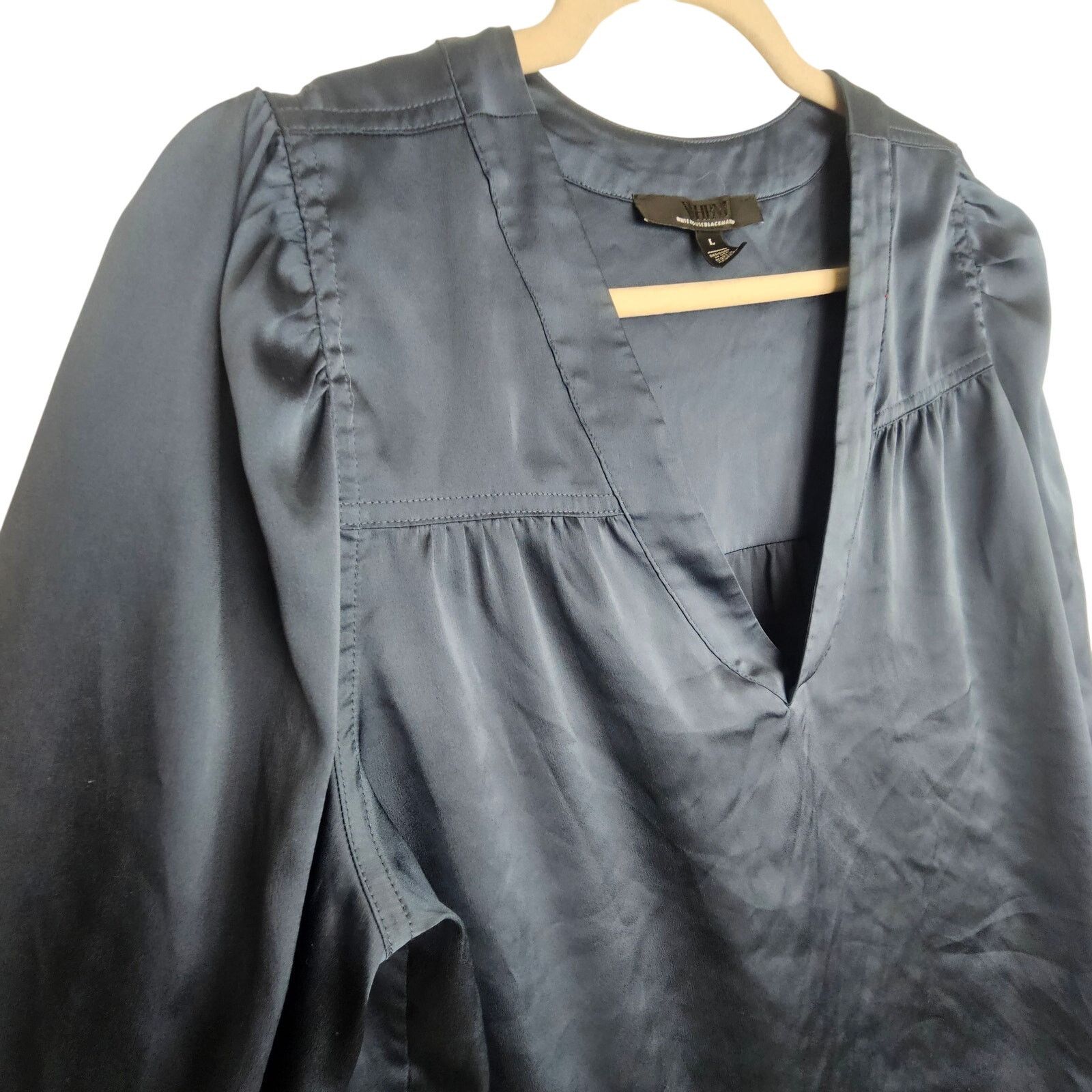 White House Black Market White House Black Market Satin Puff Sleeve Blouse L Career Size L / US 10 / IT 46 - 5 Thumbnail