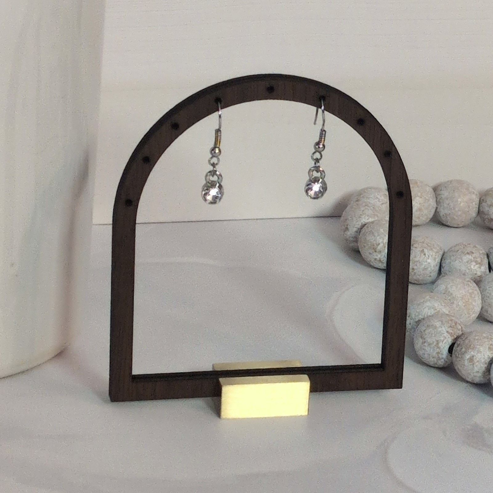 Other 2010s Paparazzi Silver-Tone & White Crystal Dangle Earrings Size ONE SIZE - 1 Thumbnail
