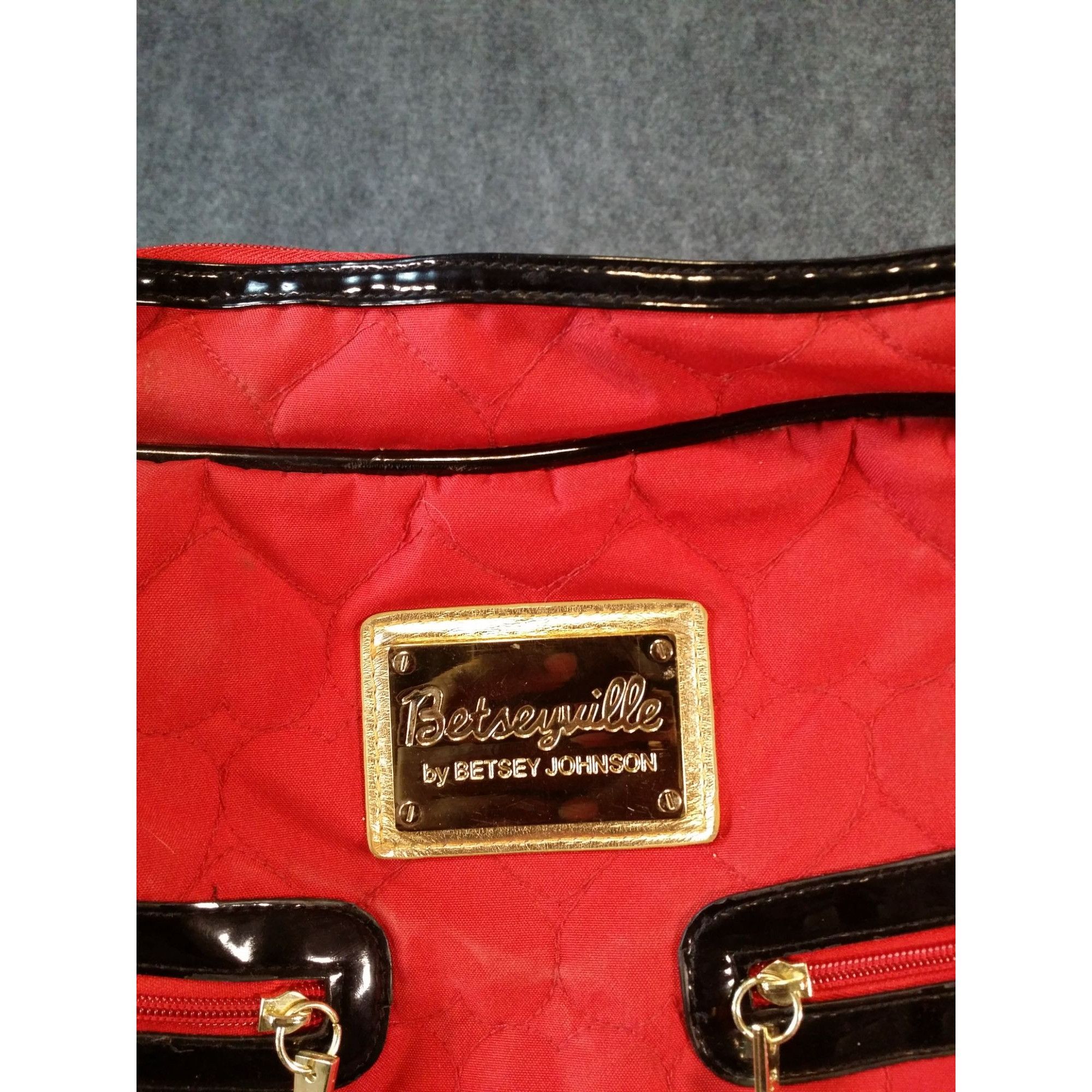 Betsey Johnson Betsey Johnson Betseyville Quilted Red Carry On Travel Plane Size ONE SIZE - 3 Thumbnail