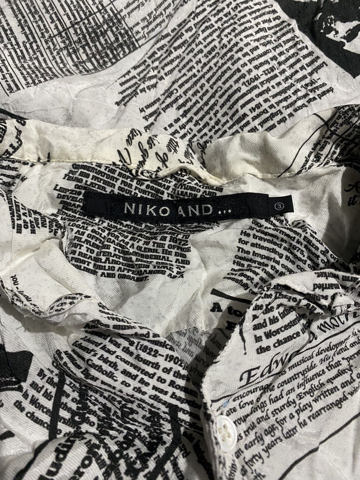 Designer × Other 🔥NEWSPAPER GRAPHIC BY NIKO AND...🔥 Size US M / EU 48-50 / 2 - 2 Thumbnail