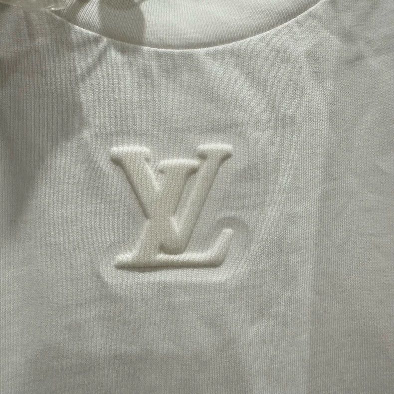 Louis Vuitton louis vuitton White embossed logo short sleeve Size US XL / EU 56 / 4 - 3 Thumbnail