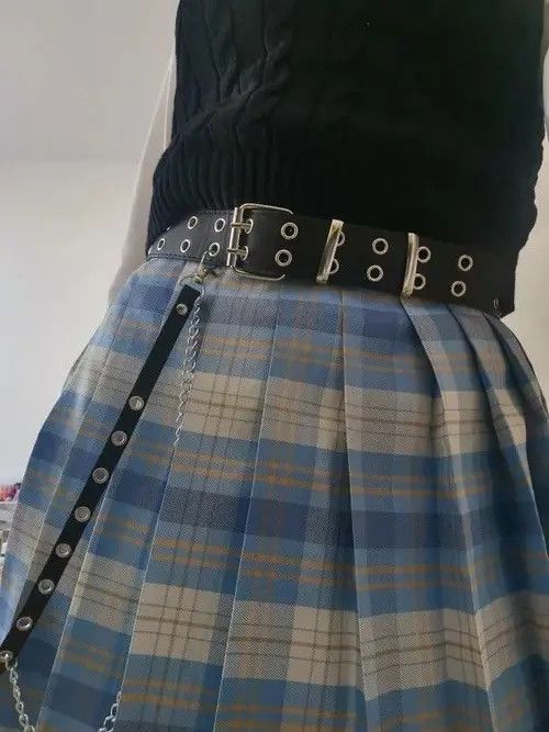 Other Unisex Punk Style Buttonhole Belt Size ONE SIZE - 1 Thumbnail